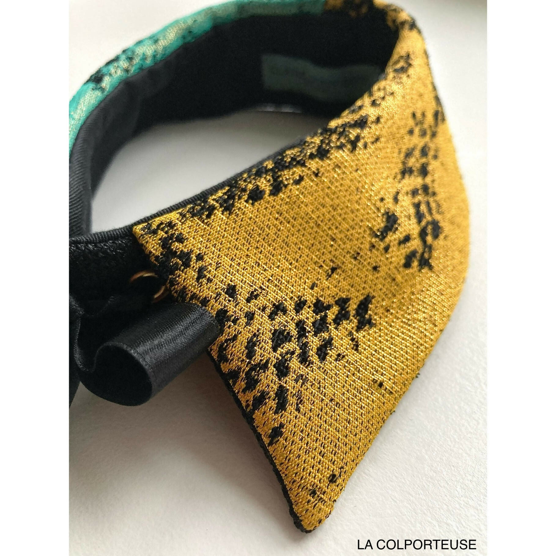 col bicolore vert et jaune zoom