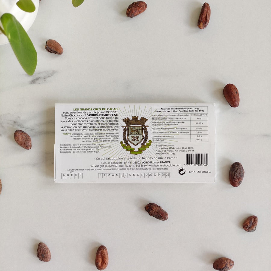 Chocolat Bonnat Trinité 75% de cacao, chocolat noir, bean to bar, tablette chocolat, livraison chocolat, plaque de chocolat, chocolat artisanal Bonna, chocolat artisanal, chocolat noir, chocolat bean to bar, chocolat d'origine, livraison chocolat, tablette chocolat, boite de chocolat Bonnat chocolat noir de cacao Made in France grand cru chocolat Bean-to-Bar Chocolat Bonnat Pur beurre de cacao Voiron