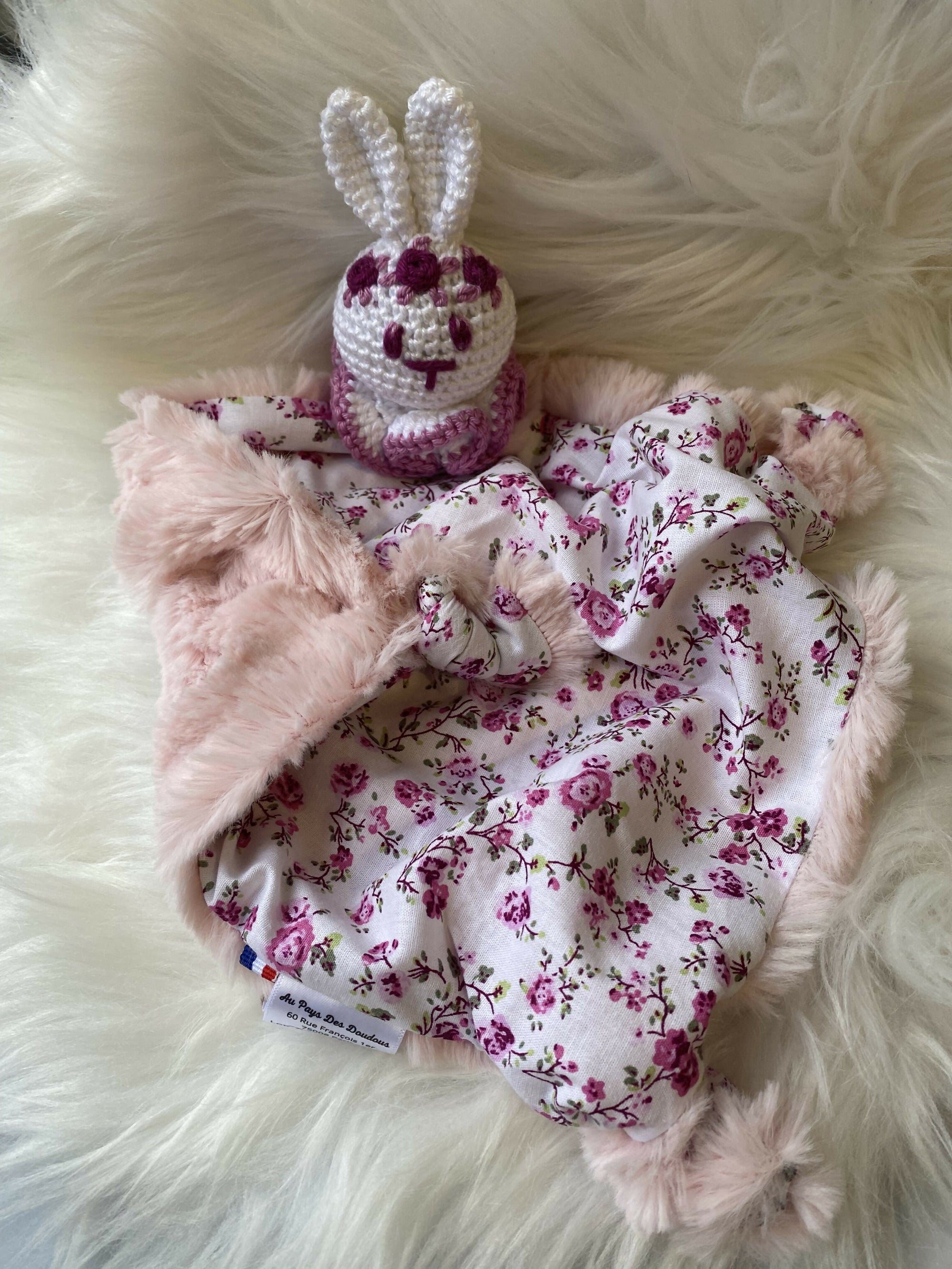 DOUDOU LAPIN BLANC ROSE