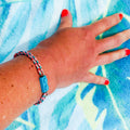 Bracelet ajustable cordon tressé corail-vert et sa brique Lego assortie