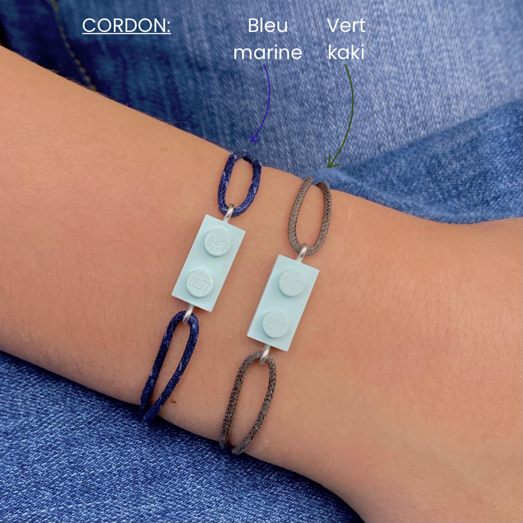 Bracelet d'amitié avec une brique Lego et cordon coton ajustable