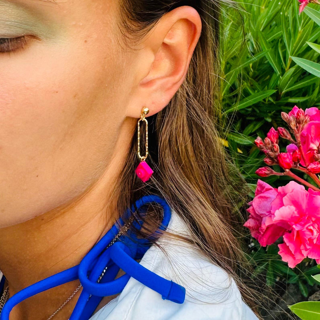 Hammered effect gold earrings - Les Danseuses