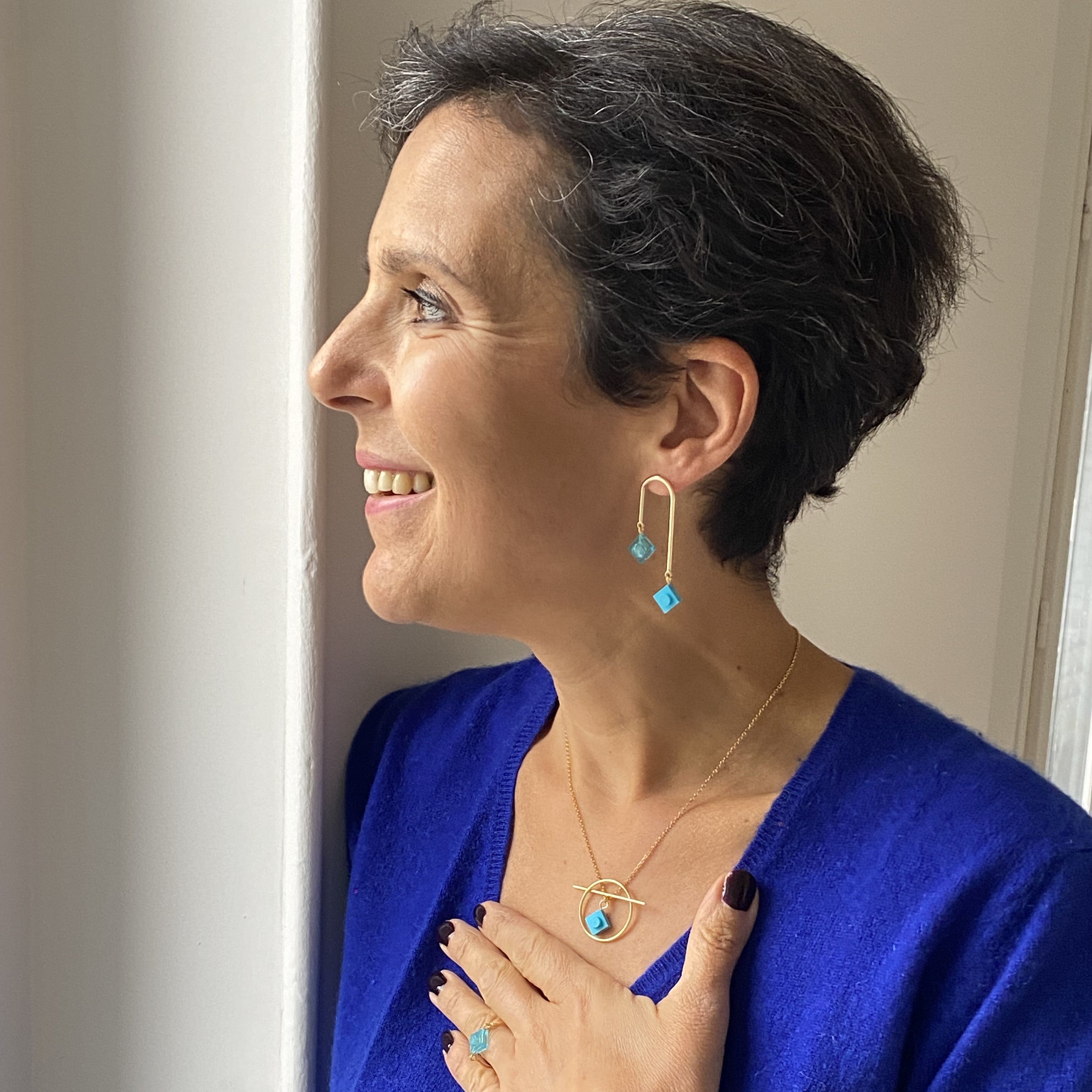 Geometric necklace with a Lego brick - Les Astucieuses