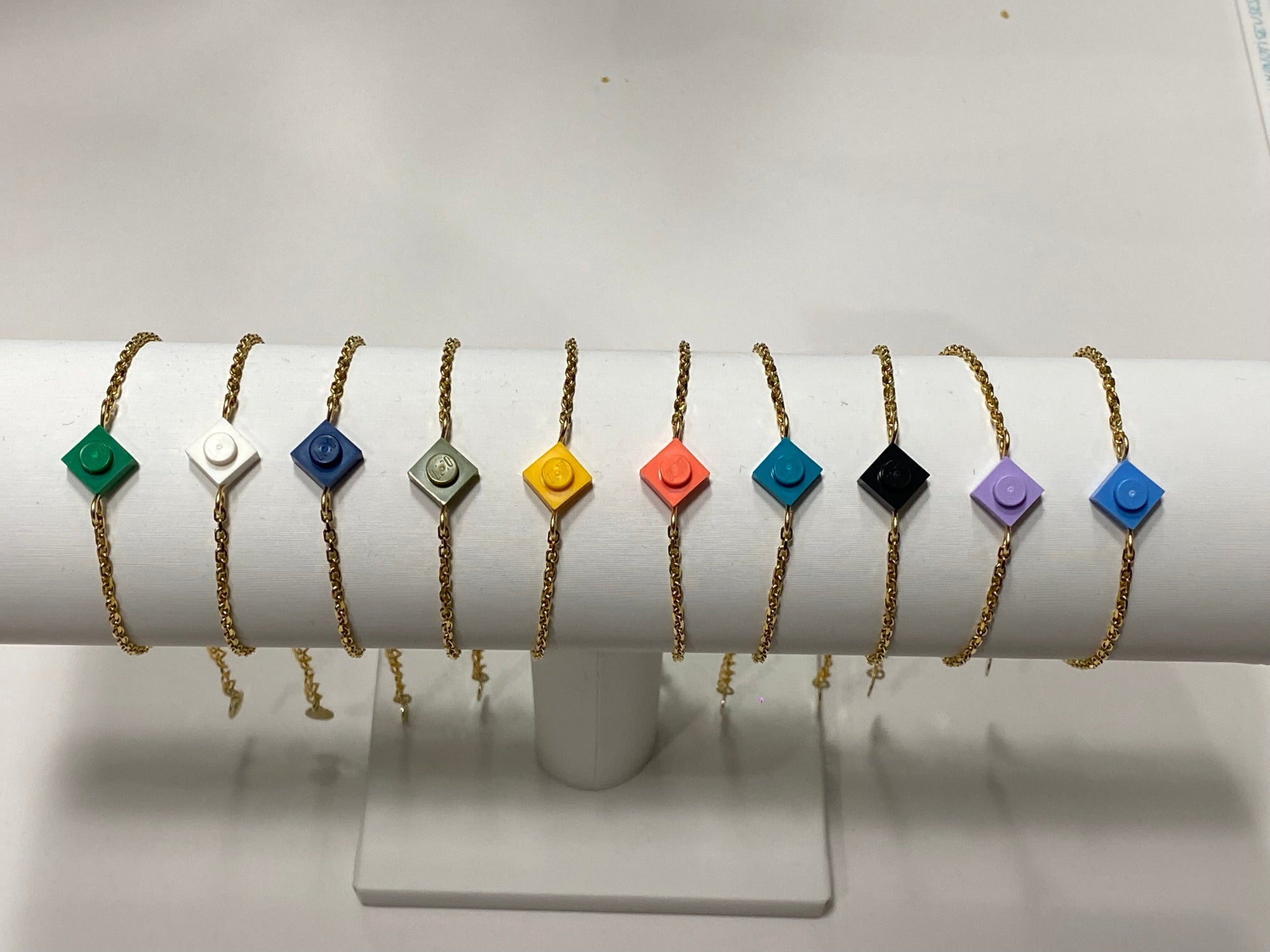 Bracelet avec chaîne fine dorée - Les Hypnotiseuses