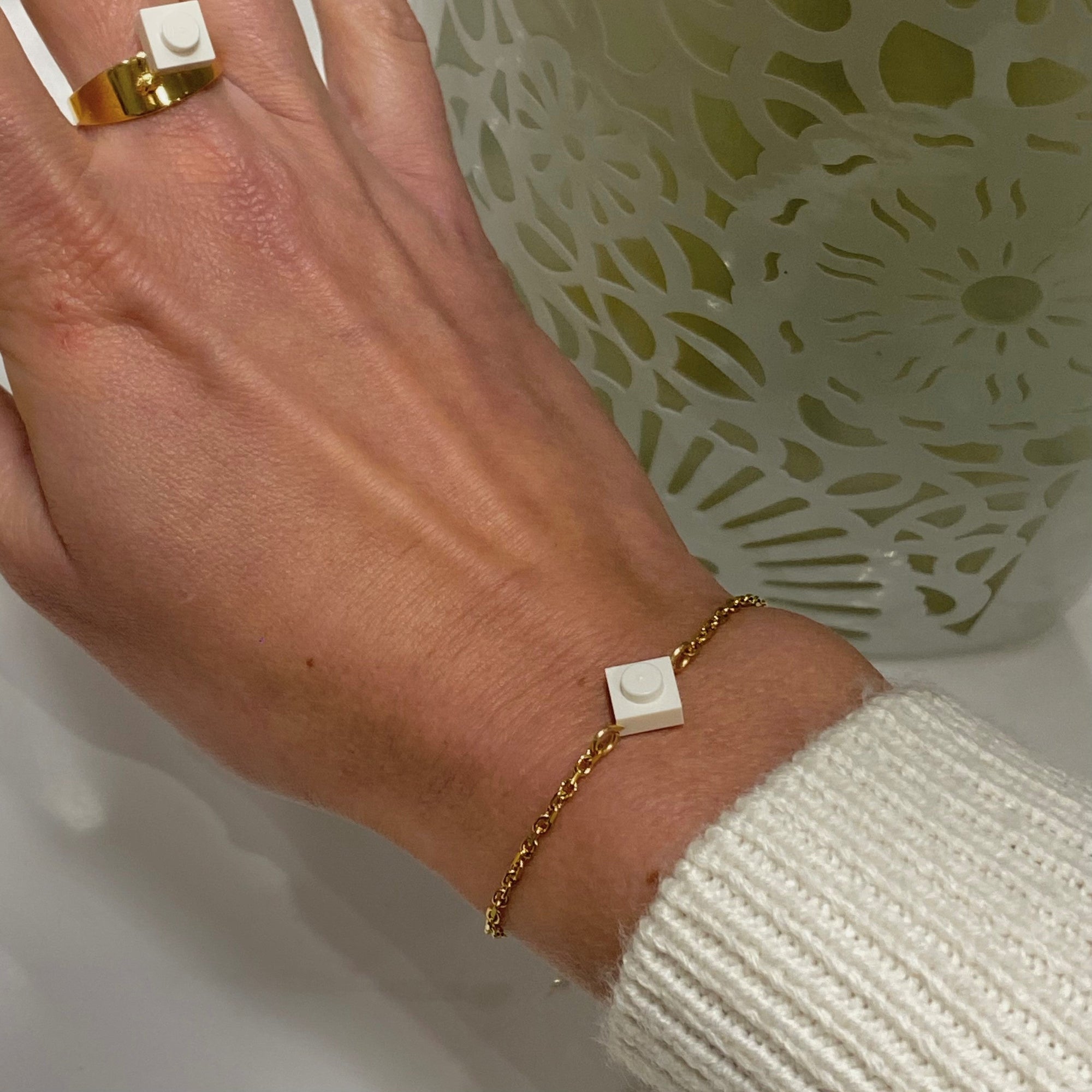 Bracelet avec chaîne fine dorée - Les Hypnotiseuses