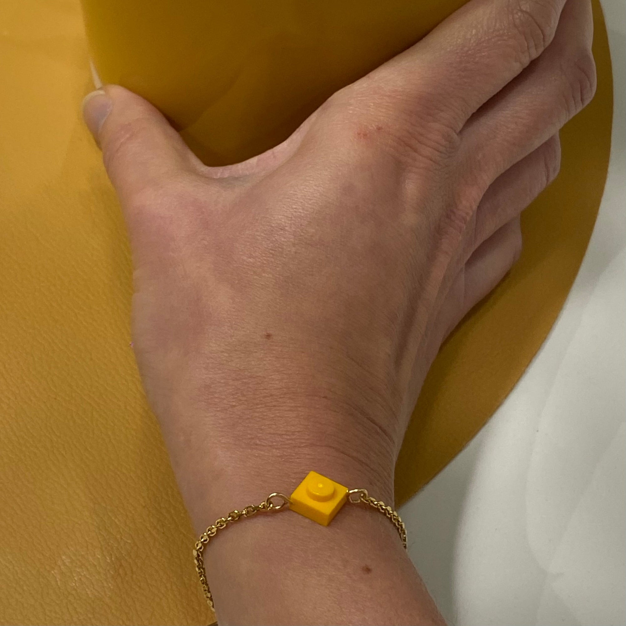 Bracelet avec chaîne fine dorée - Les Hypnotiseuses