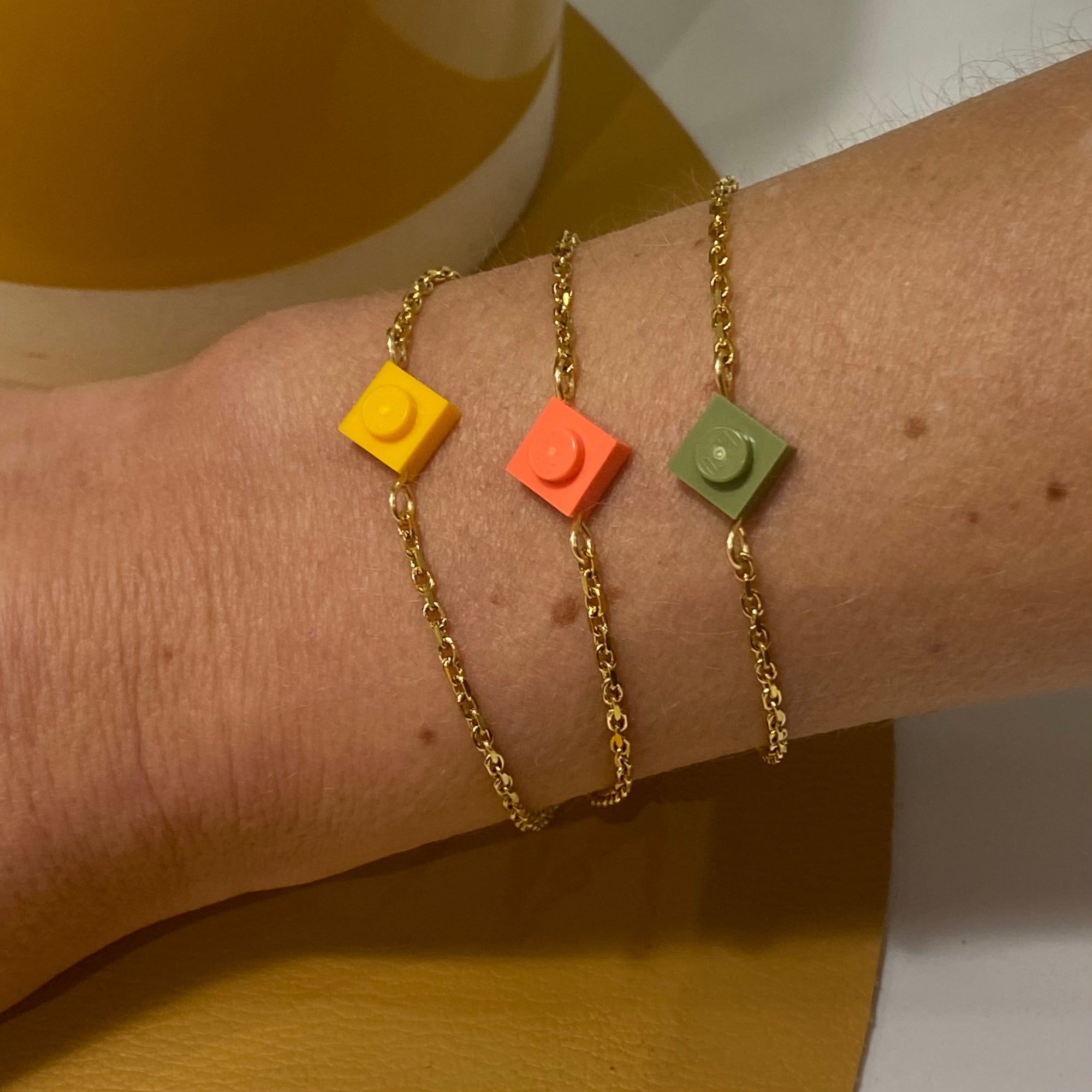 Bracelet avec chaîne fine dorée - Les Hypnotiseuses