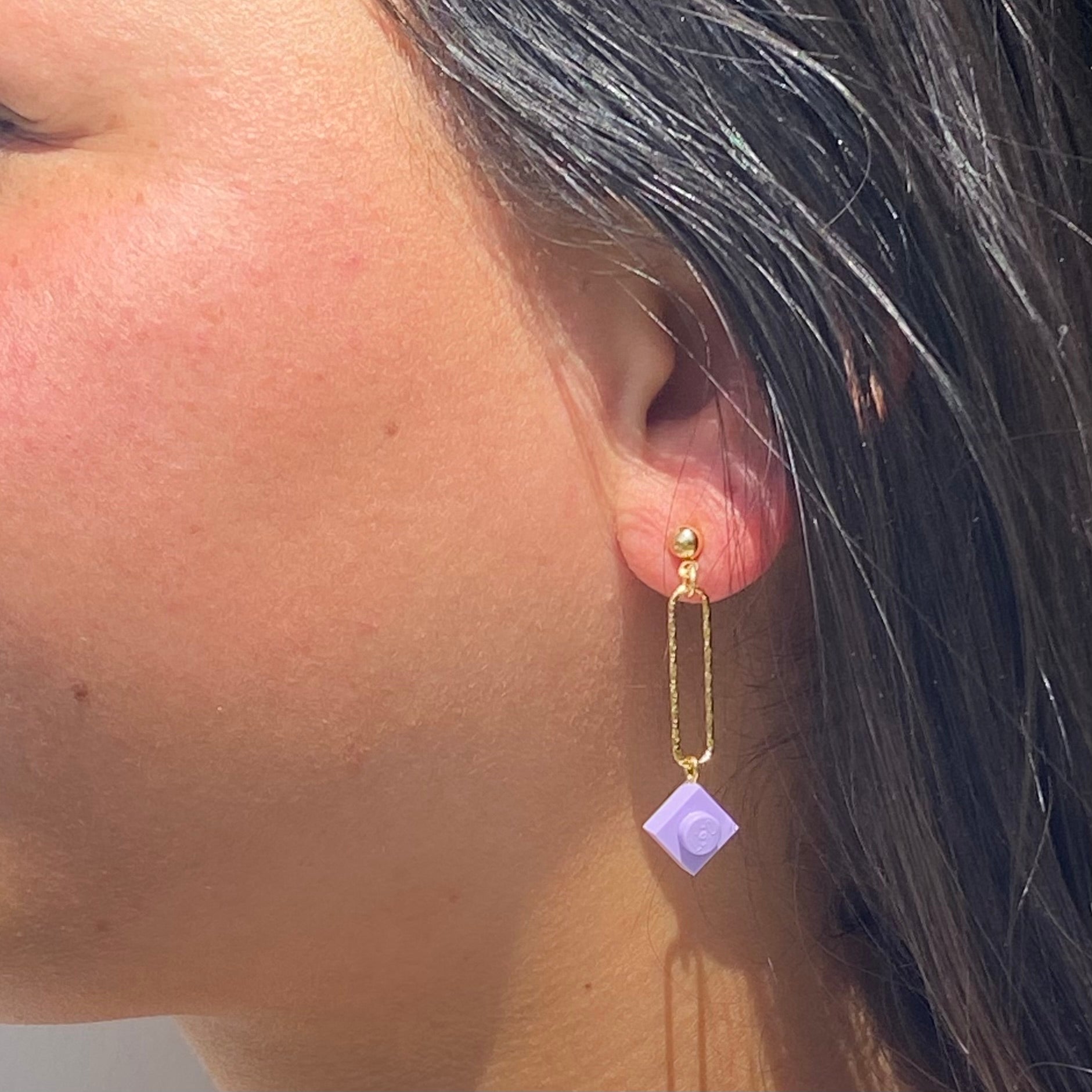 Hammered effect gold earrings - Les Danseuses