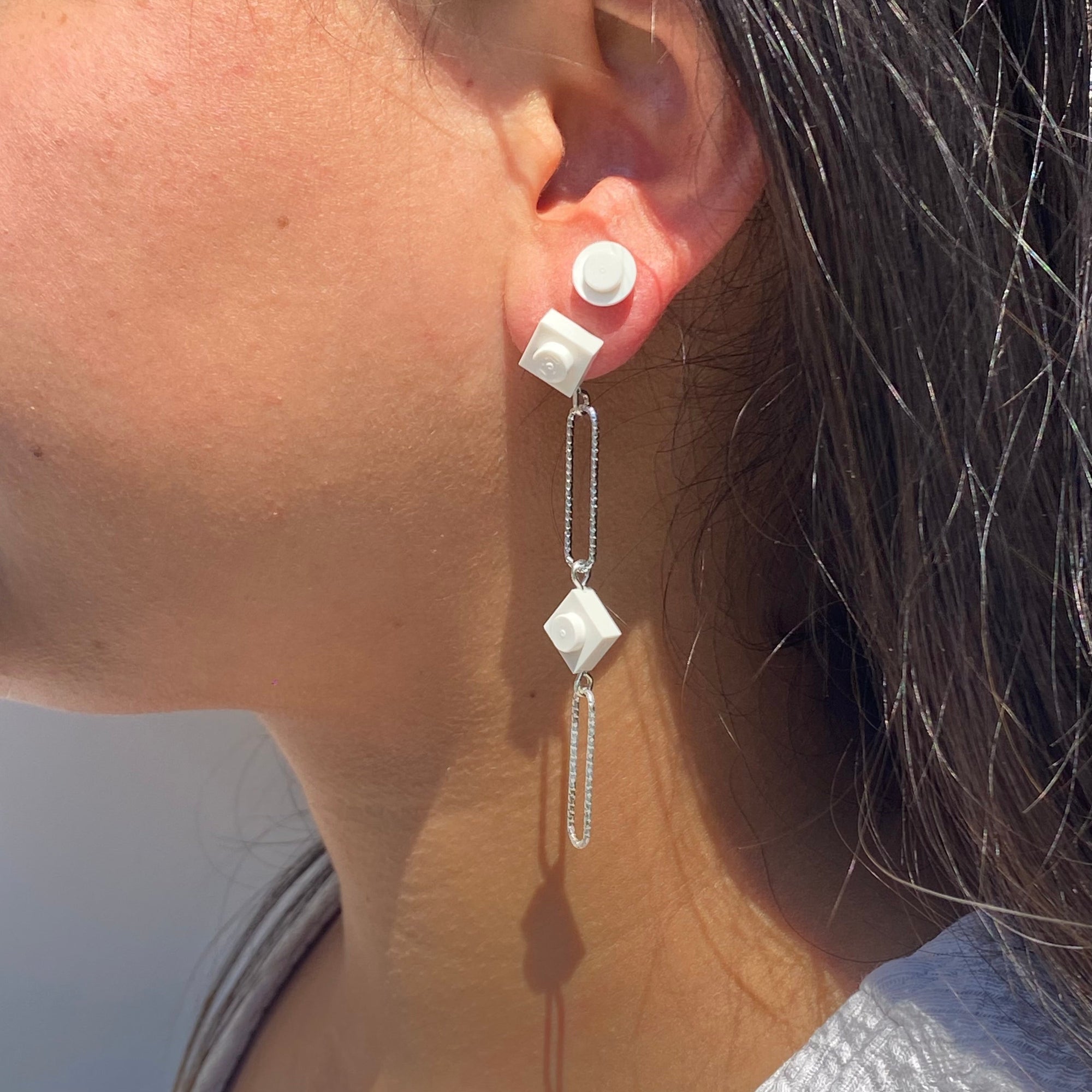 Boucles d'oreilles longues argentées - Les Voltigeuses
