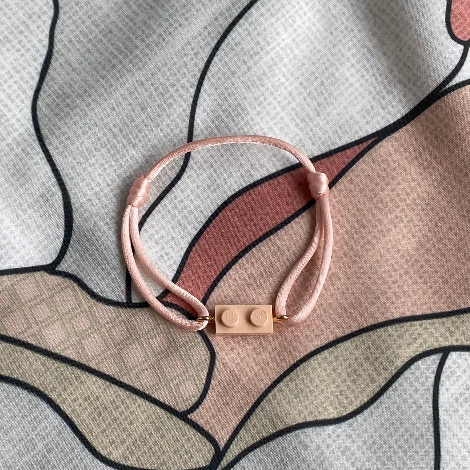 Bracelet with adjustable silky cord - Essenti'elles