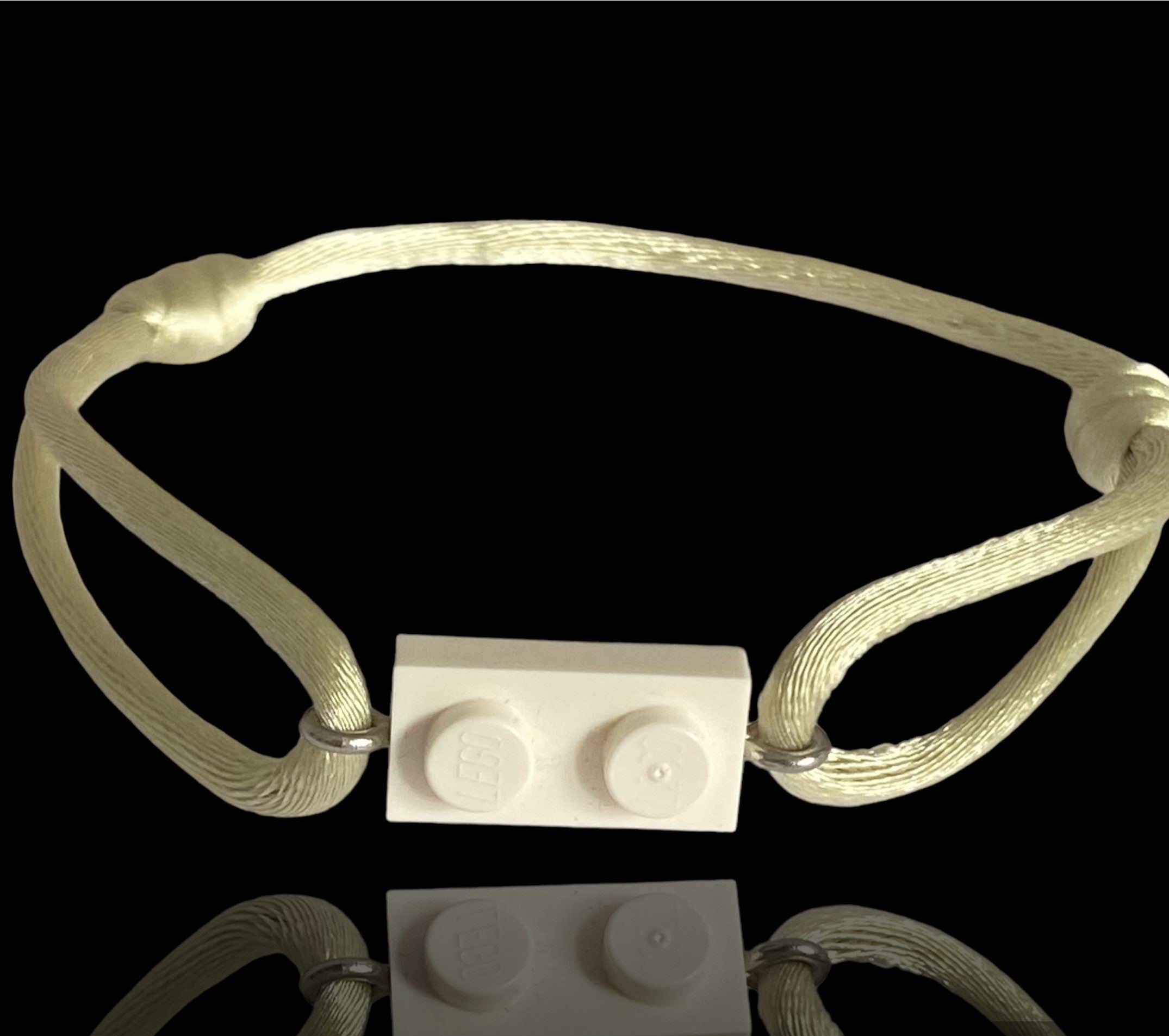 Bracelet with adjustable silky cord - Essenti'elles