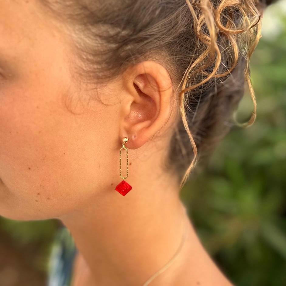 Hammered effect gold earrings - Les Danseuses