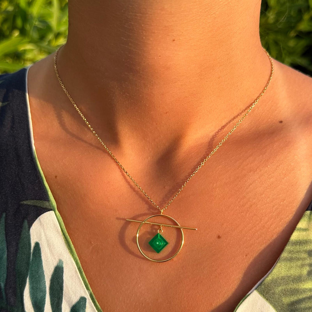 Geometric necklace with a Lego brick - Les Astucieuses