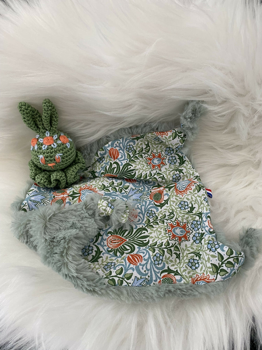 LAPIN VERT SAUMON