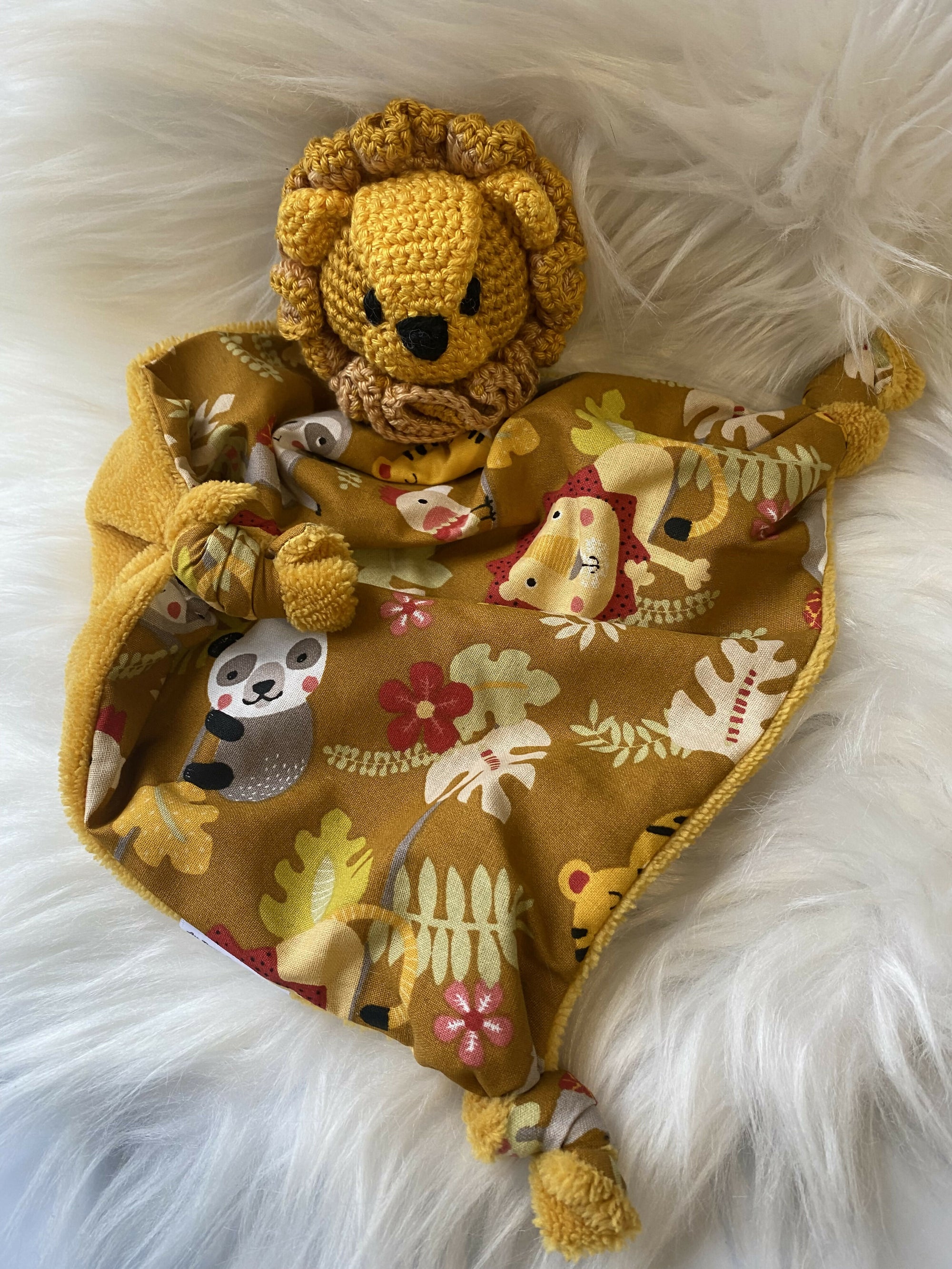 DOUDOU LION JAUNE