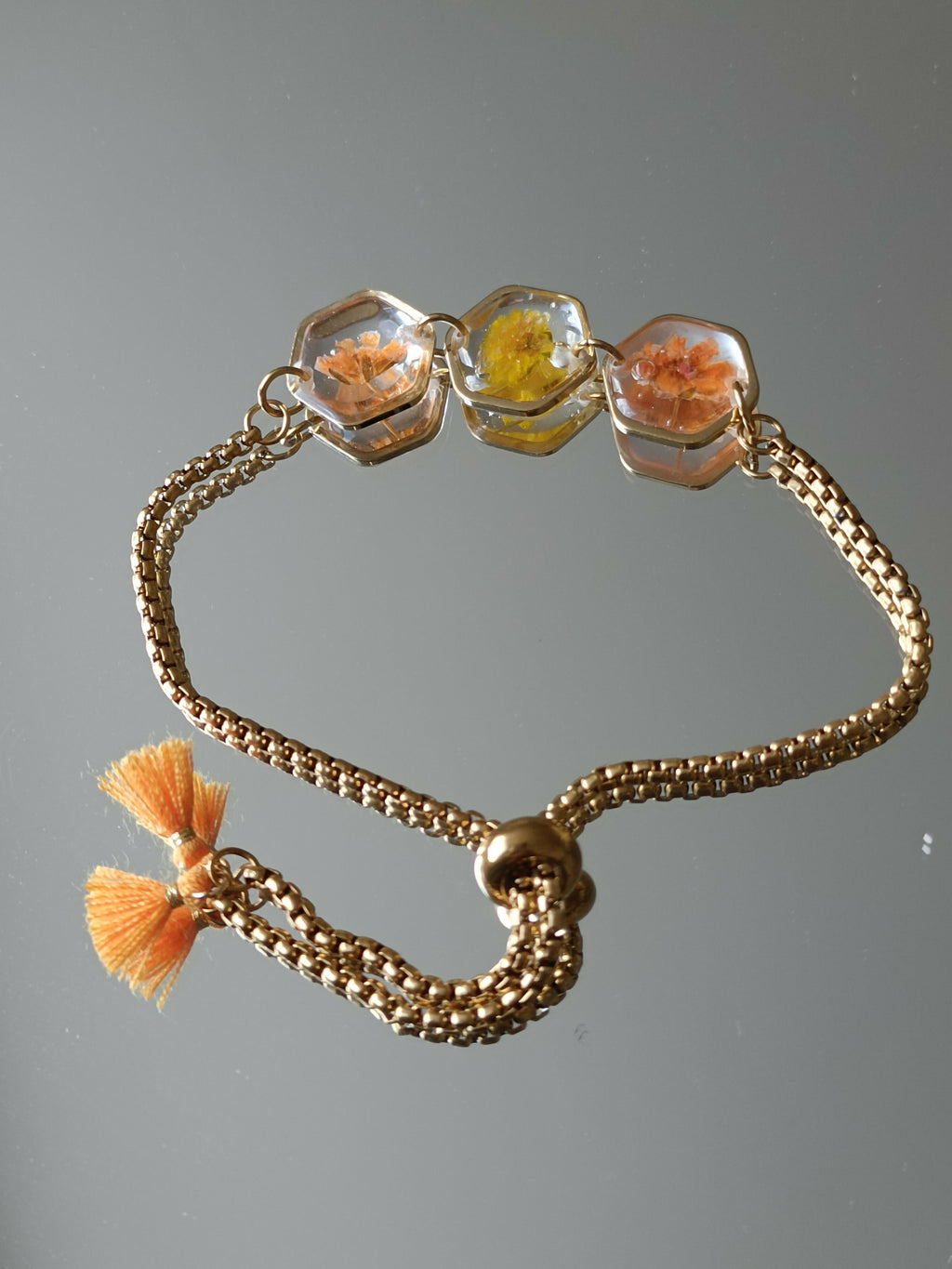 MEL/BFP Dried Flower Pom-pom Bracelets GOLD