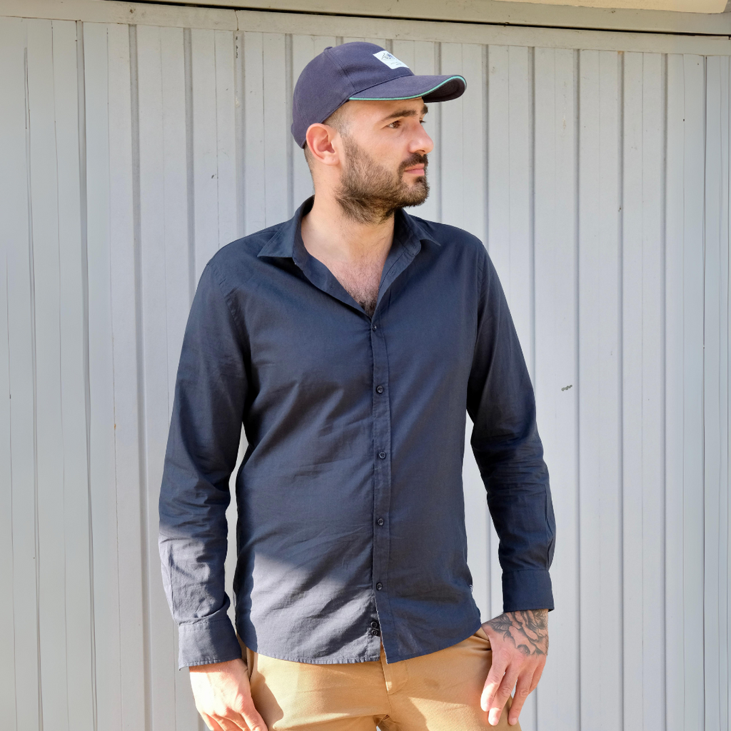 La chemise légère mixte en coton bio