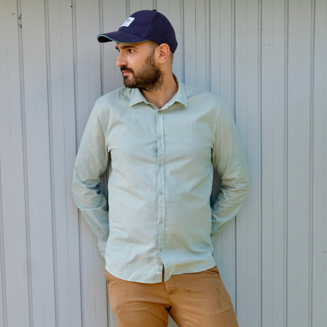 La chemise légère mixte en coton bio