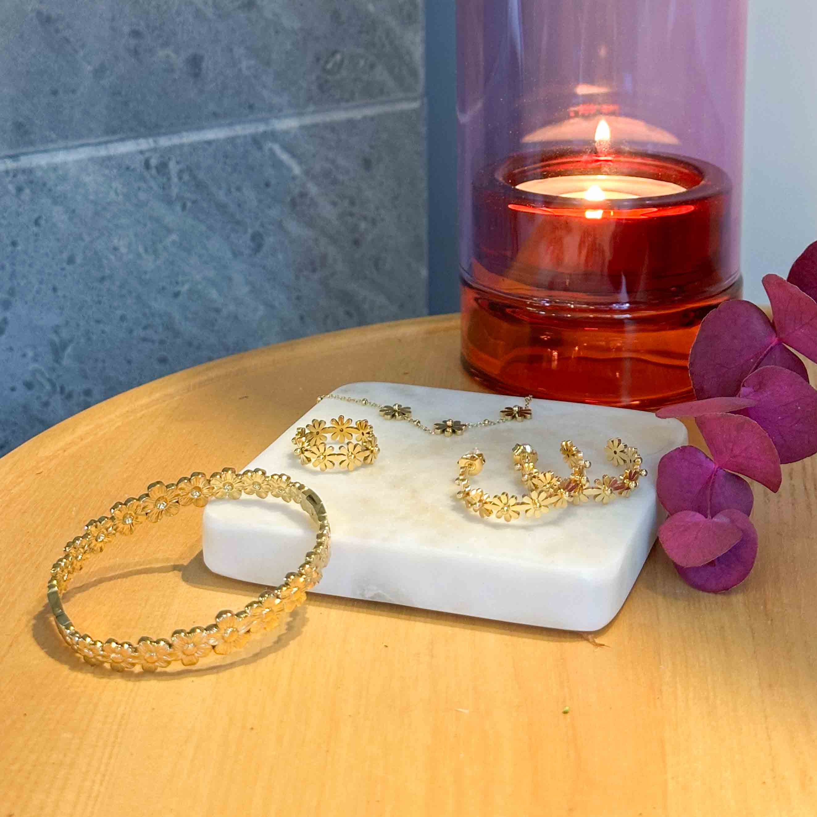 Daisy Bracelet