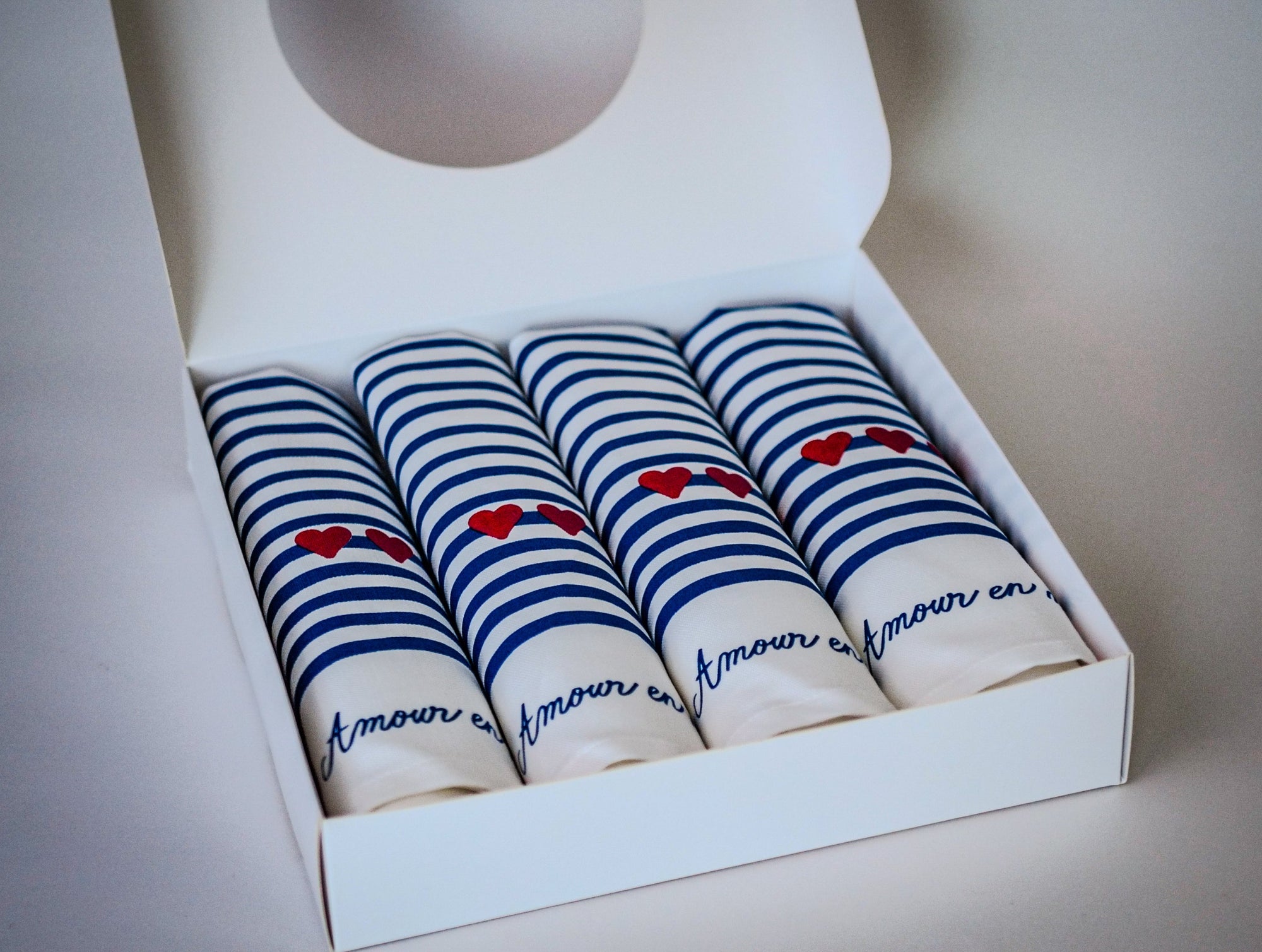 Coffret de 4 serviettes de table - La Serviette de Table - Linge de table -  "Amour en mer"