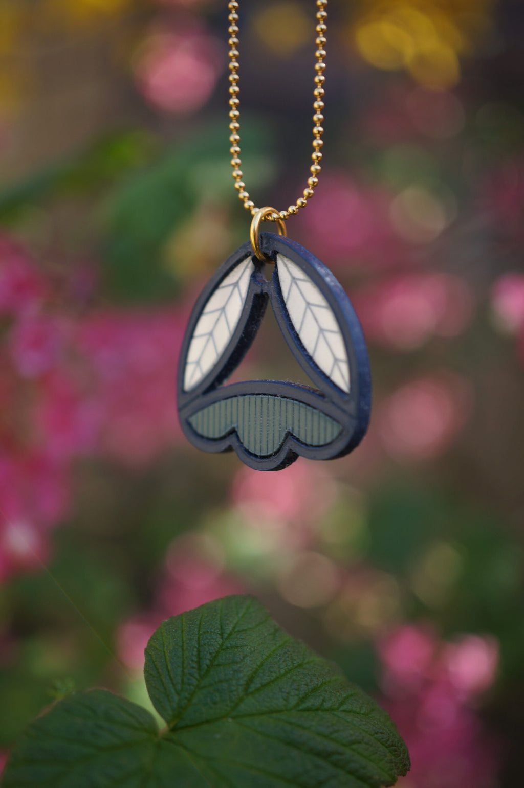 Collier fleur en plexiglas - Sarü - bleu