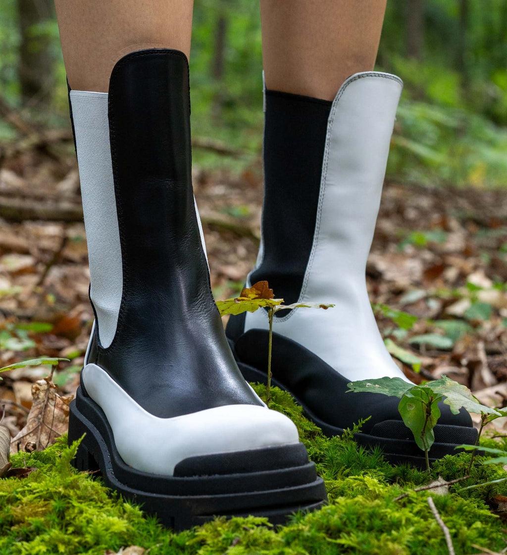 Boots Chelsea Yin & Yang en Cuir - Divine Harmonie