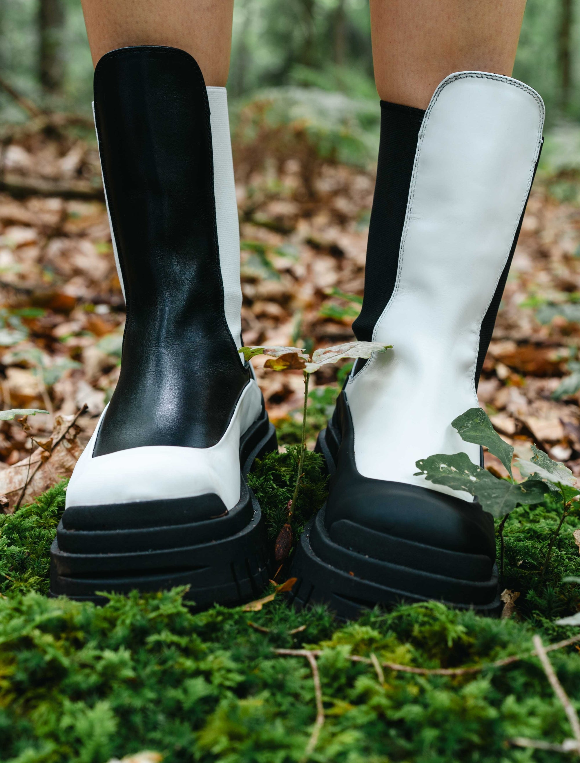 Boots Chelsea Yin & Yang en Cuir - Divine Harmonie