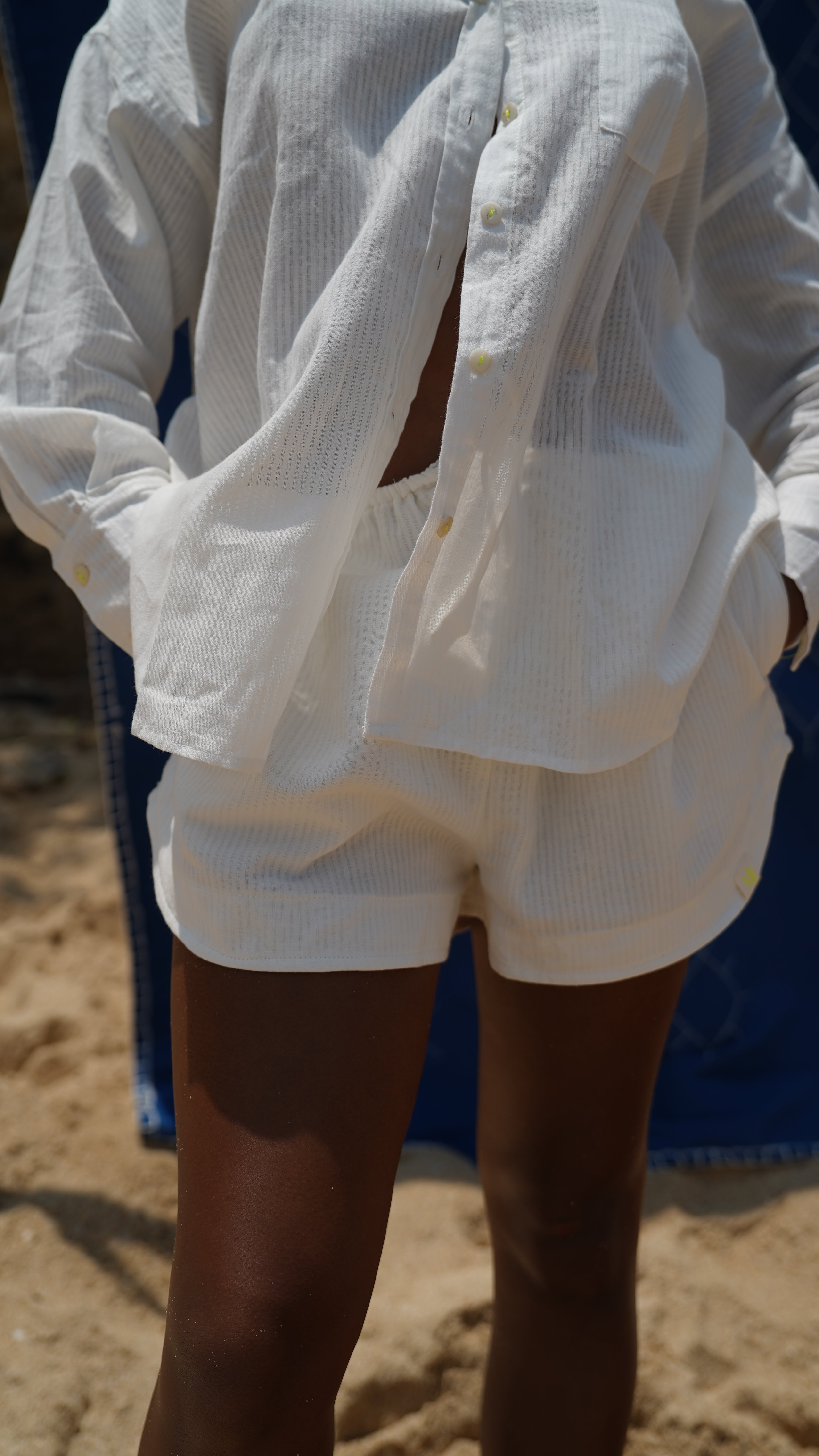 WHITE STRIPED SHIRT ~ GARIS