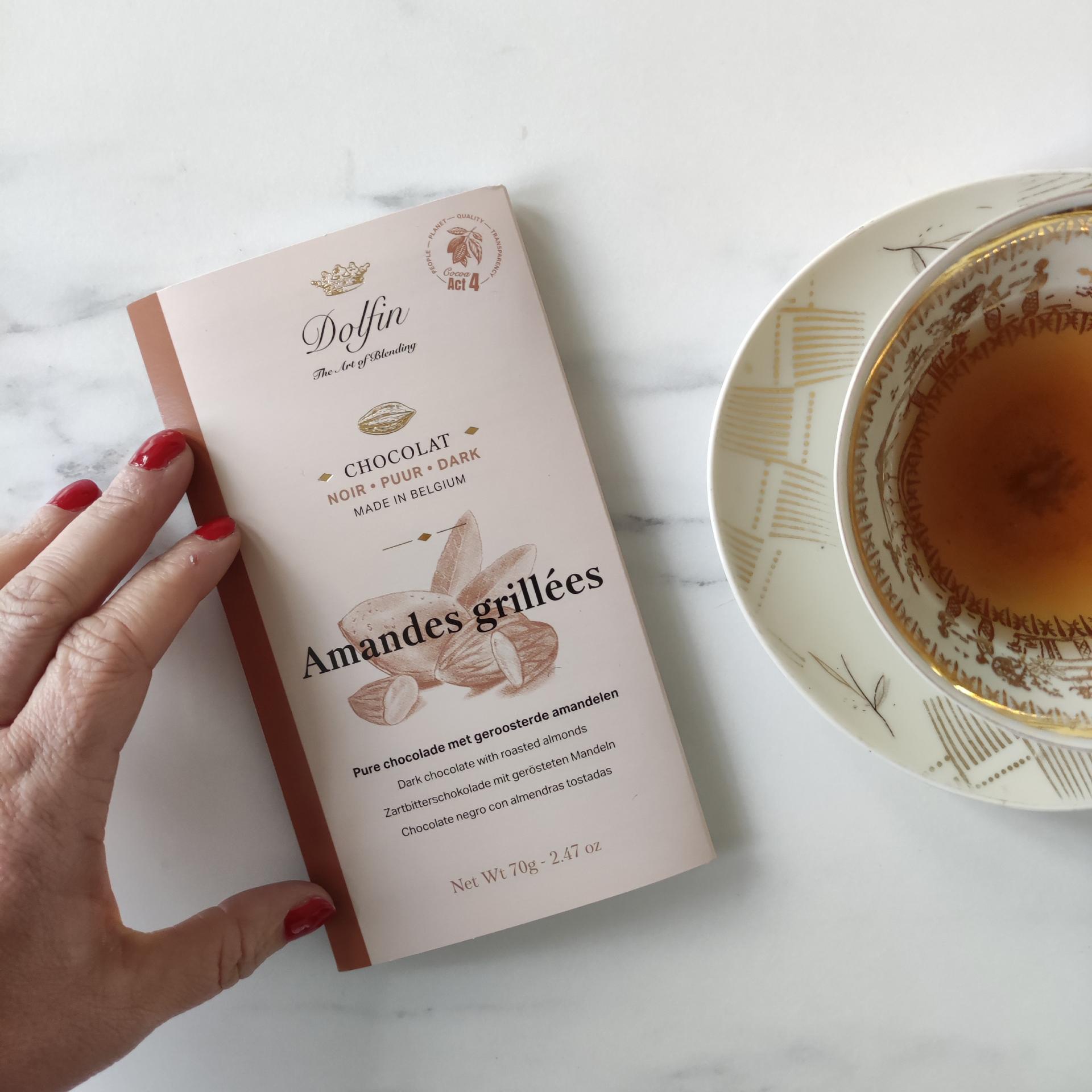 livraison chocolat, chocolatiers, tablettes de chocolat plaques de chocolat, chocolat d'exception chocolat noir chocolat au lait cadeau de chocolat dolfin chocolatier