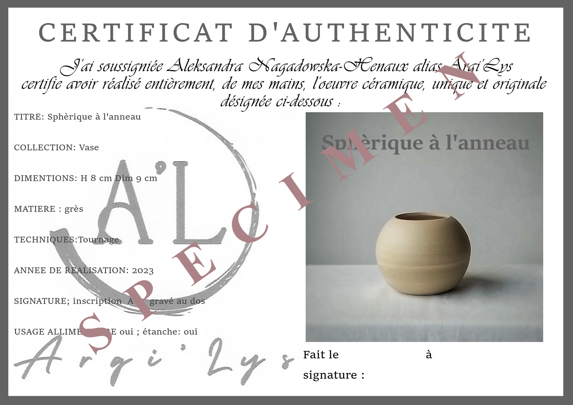 Sphèrique à l'anneau S