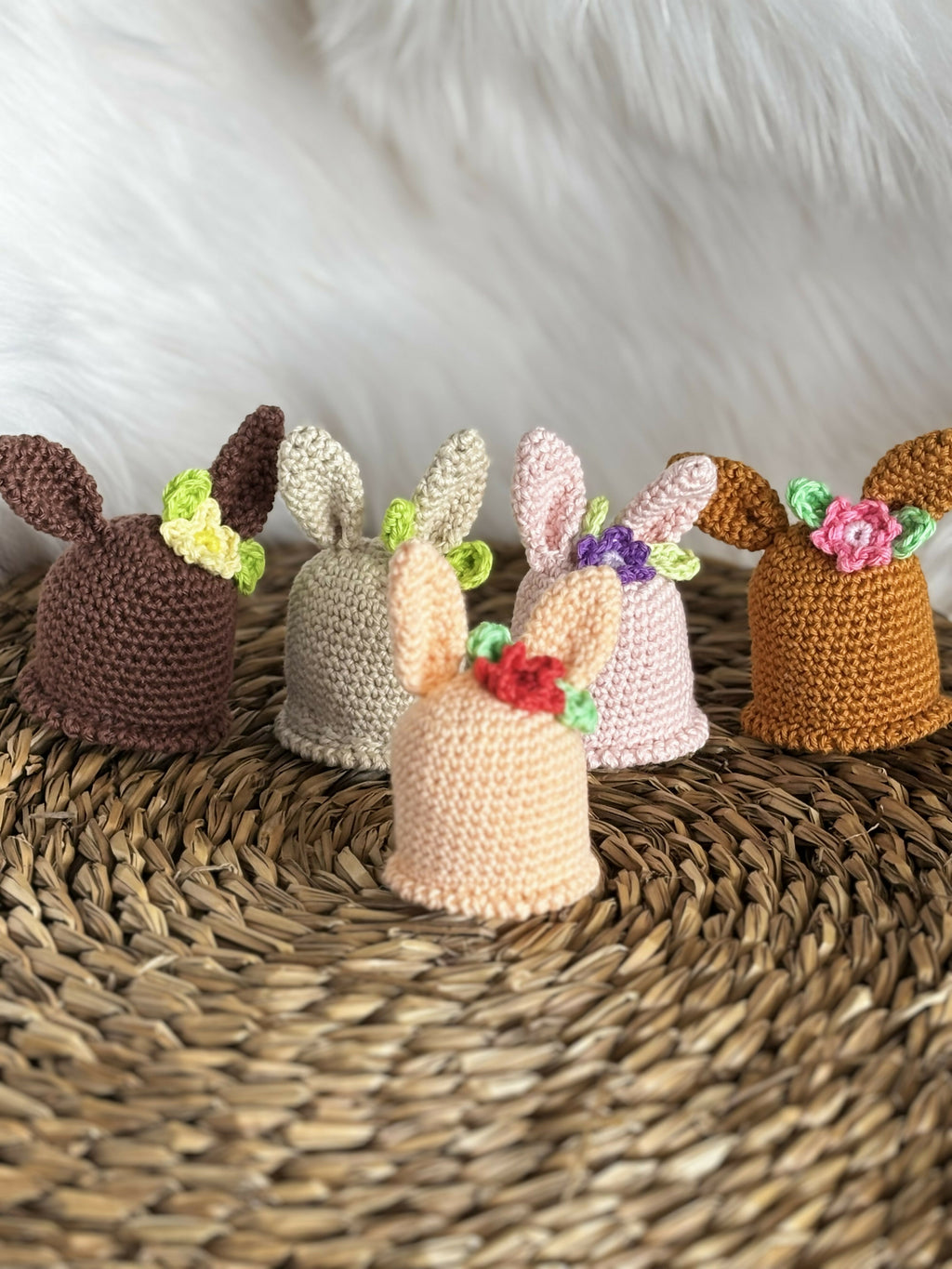 EASTER DECORATIONS