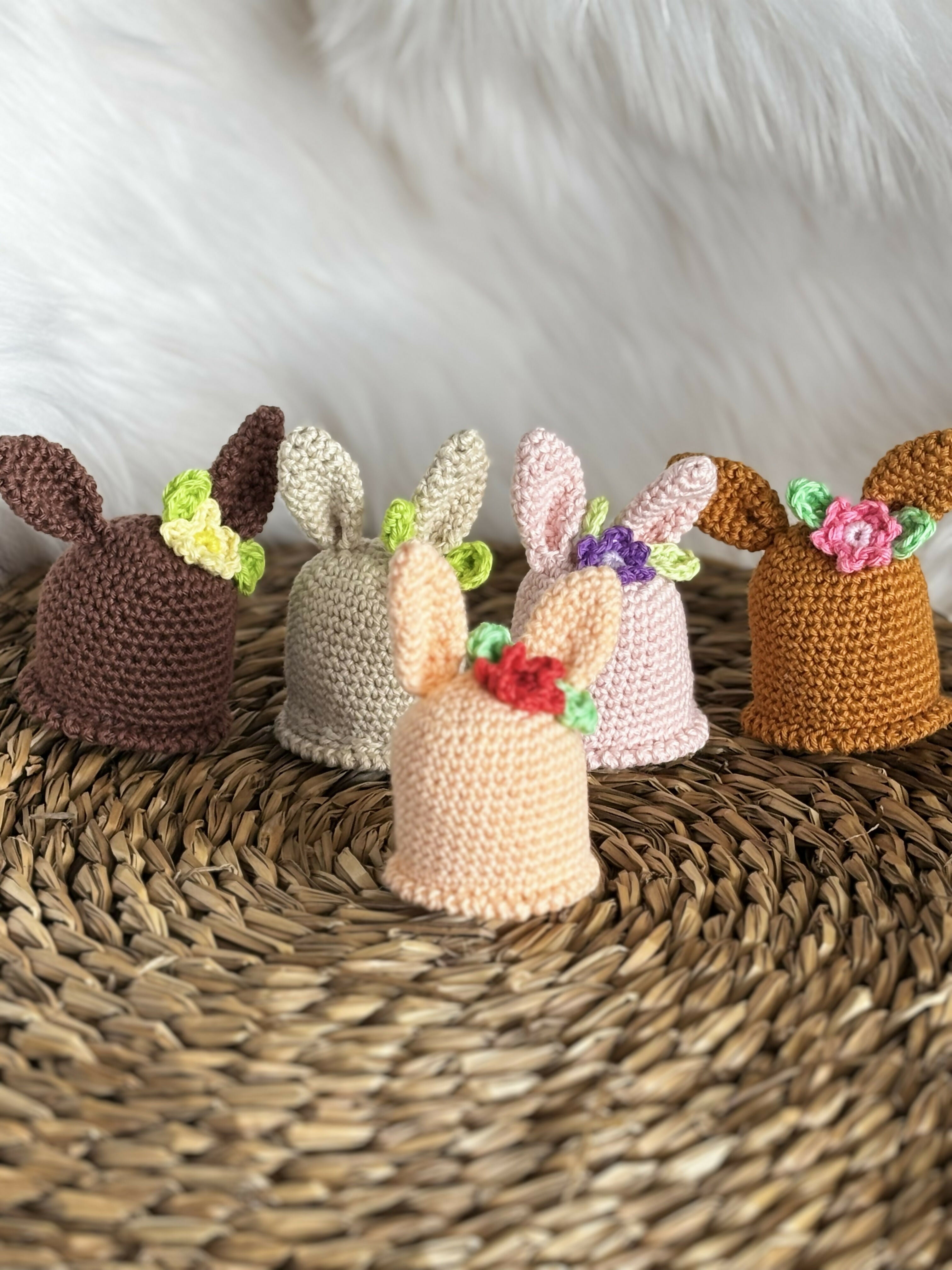 EASTER DECORATIONS