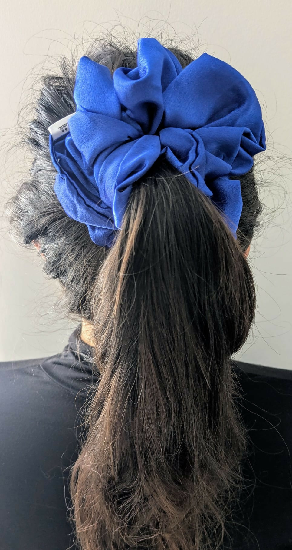 Snow White Scrunchie Medium