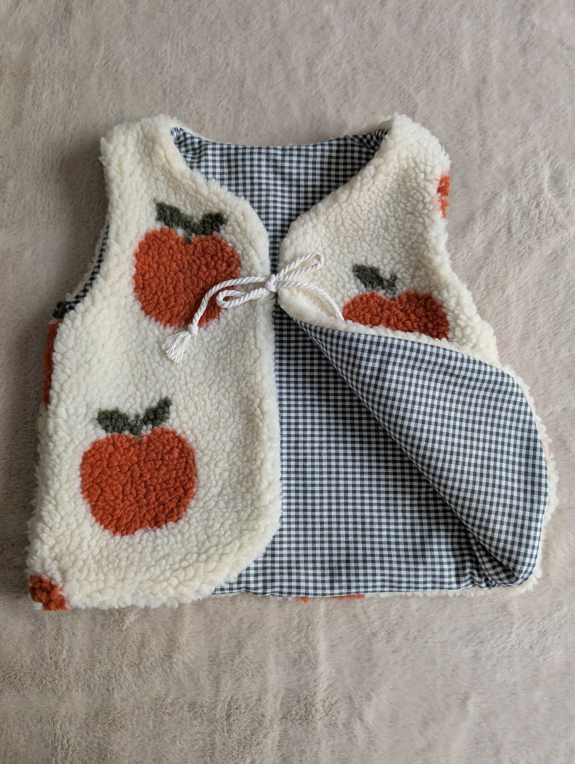 GILET DE BERGER Pommes 4-6 Ans