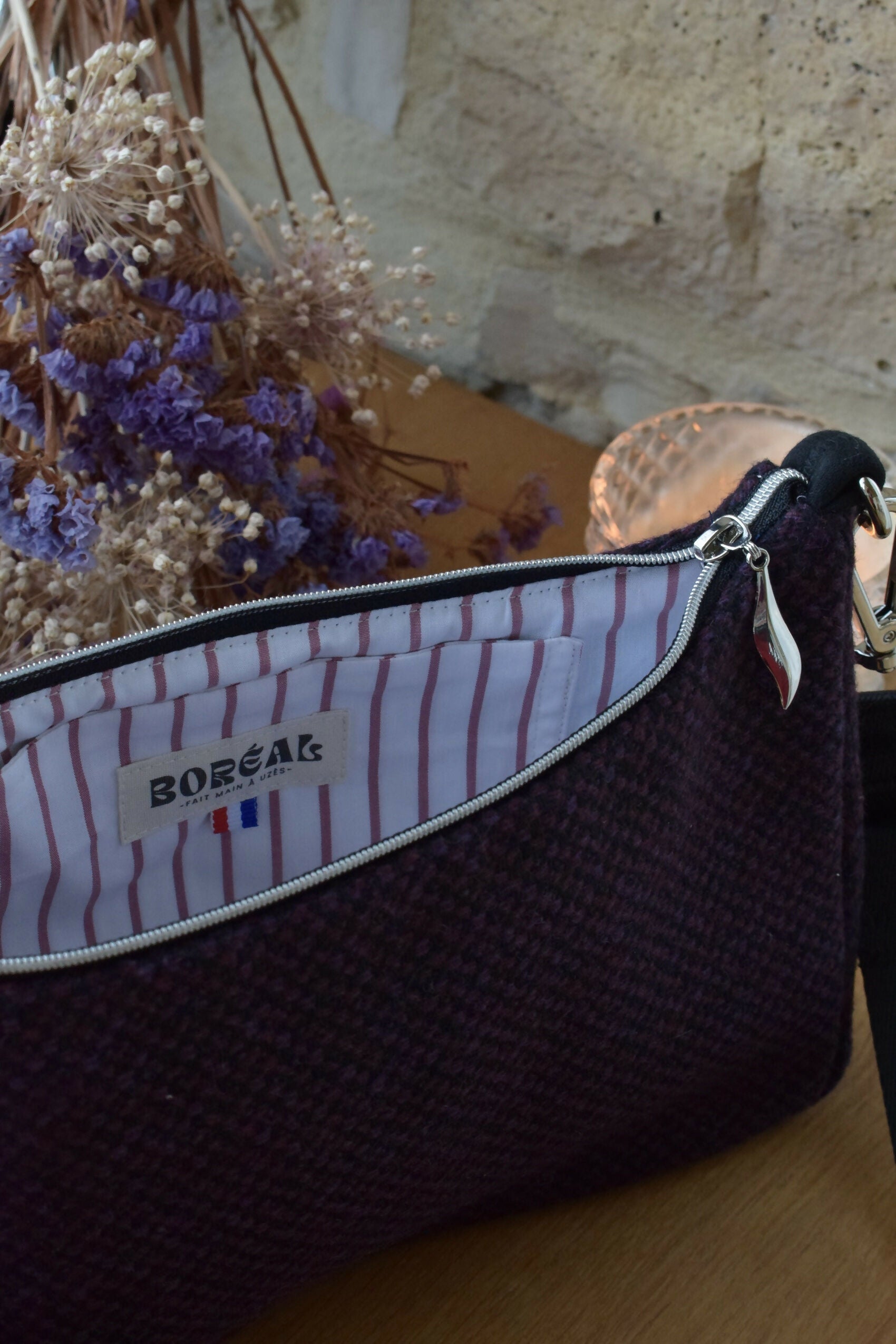 sac-baguette-laine-violet-noir-tweed-chic-ethique-artisanale-fait-main-tendance-upcycling-5