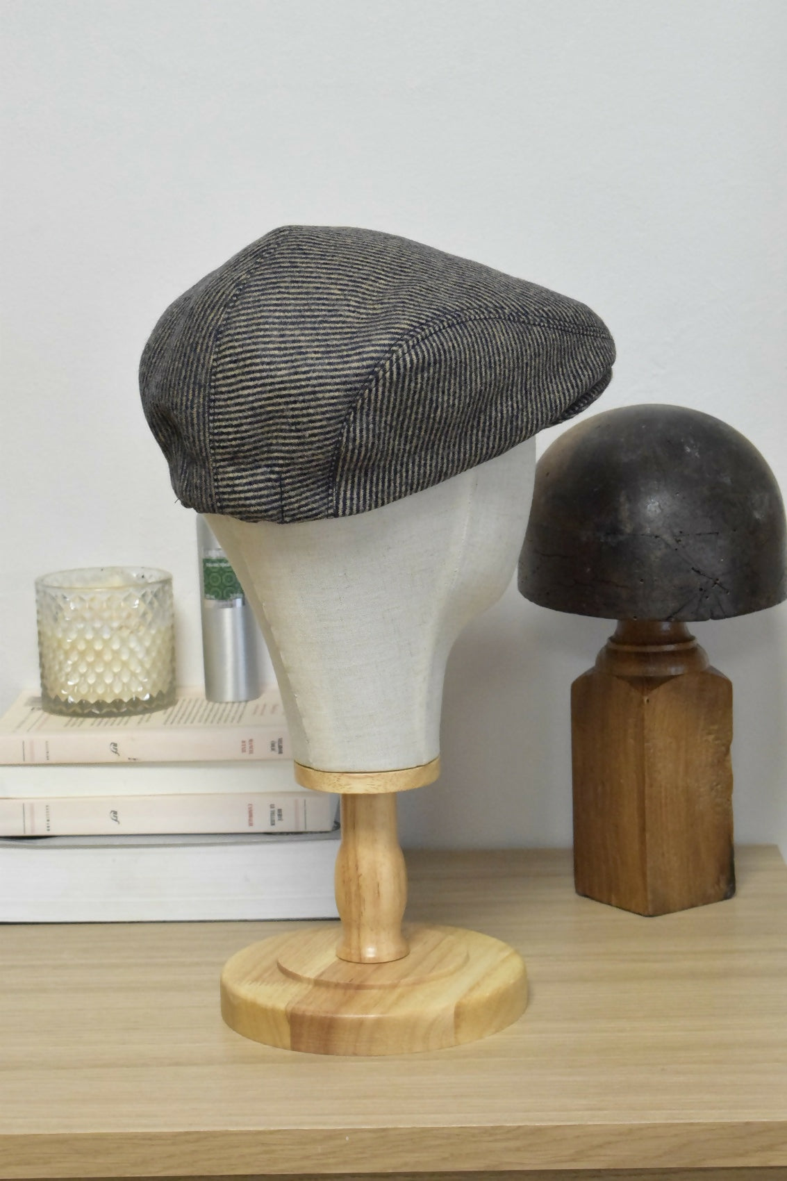 casquette-plate-laine-rayures-marron-homme-chic-ethique-artisanale-fait-main-tendance-upcycling-2