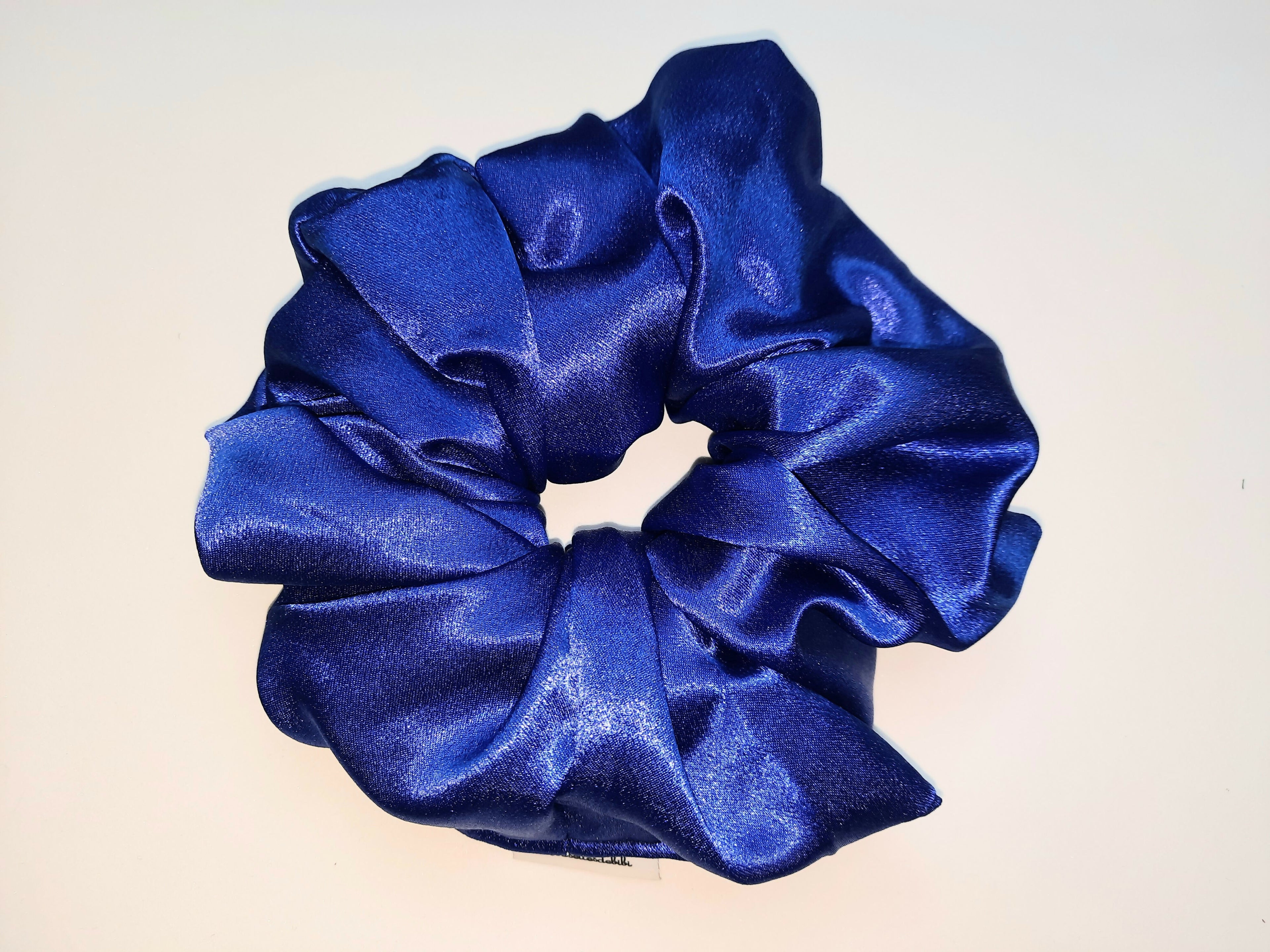 Snow White Scrunchie Medium