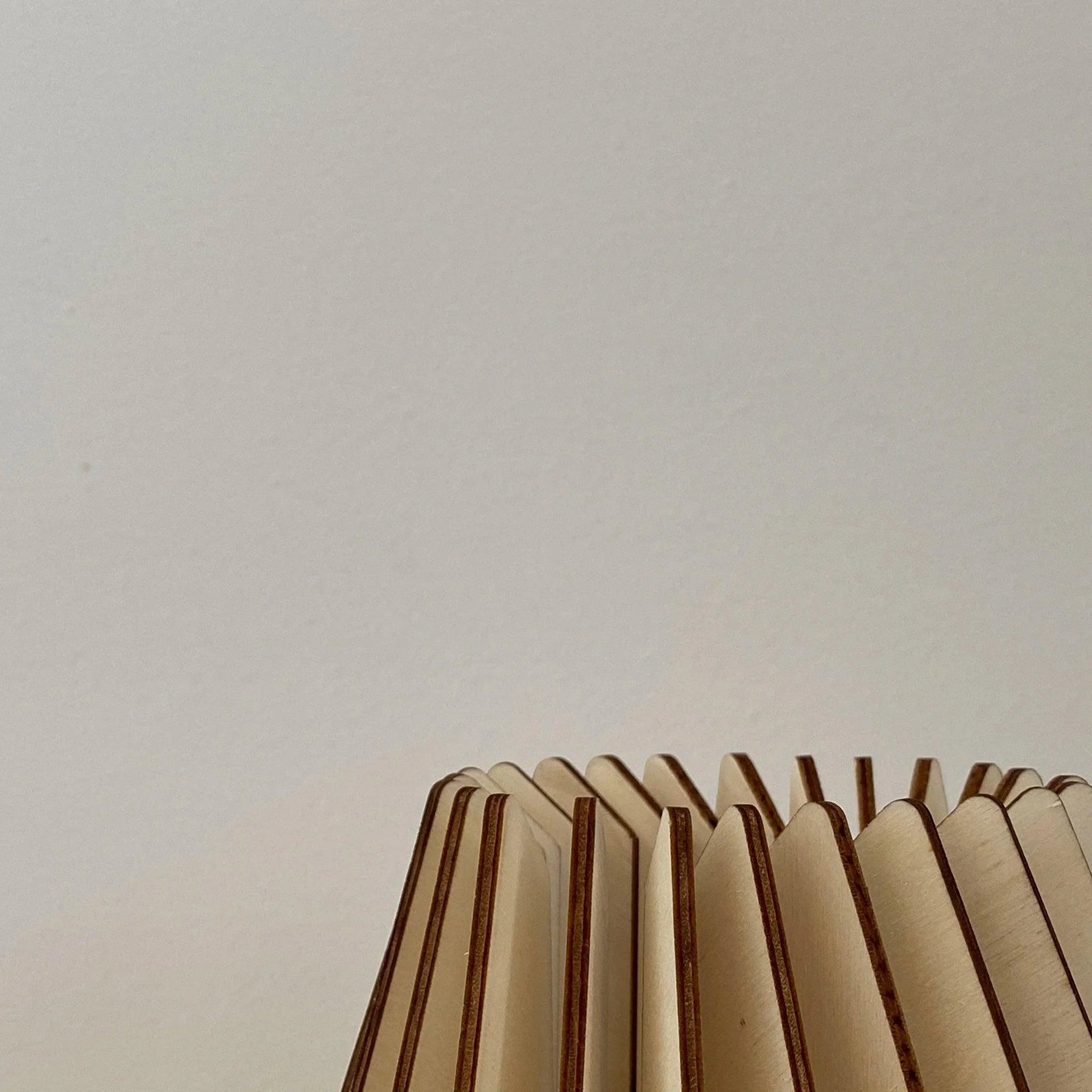 Ambre | Suspension - Atelier Loupiote | Lampes artisanales françaises