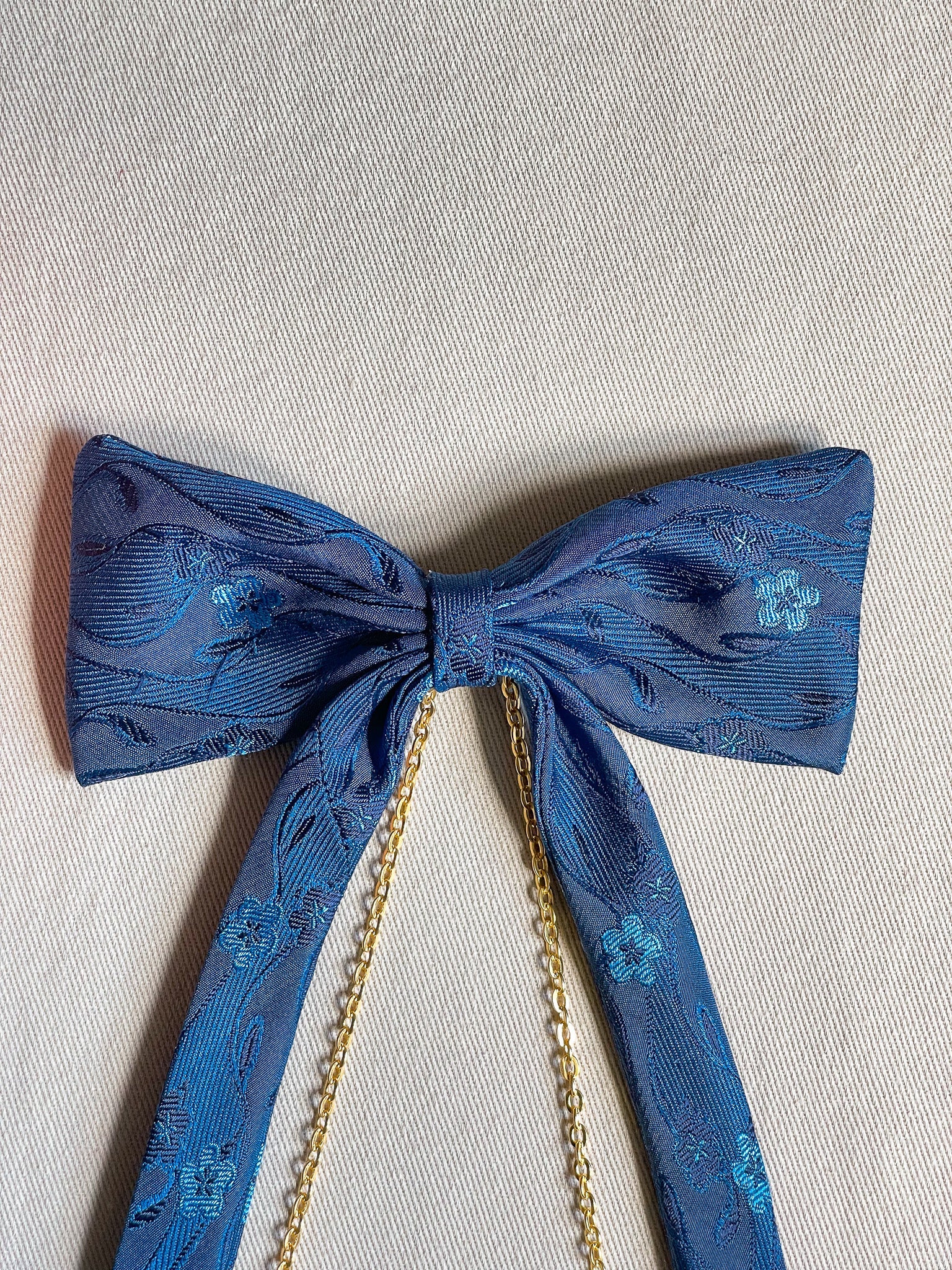 Barrette Nœud Upcyclé 'Mystère de Minuit'