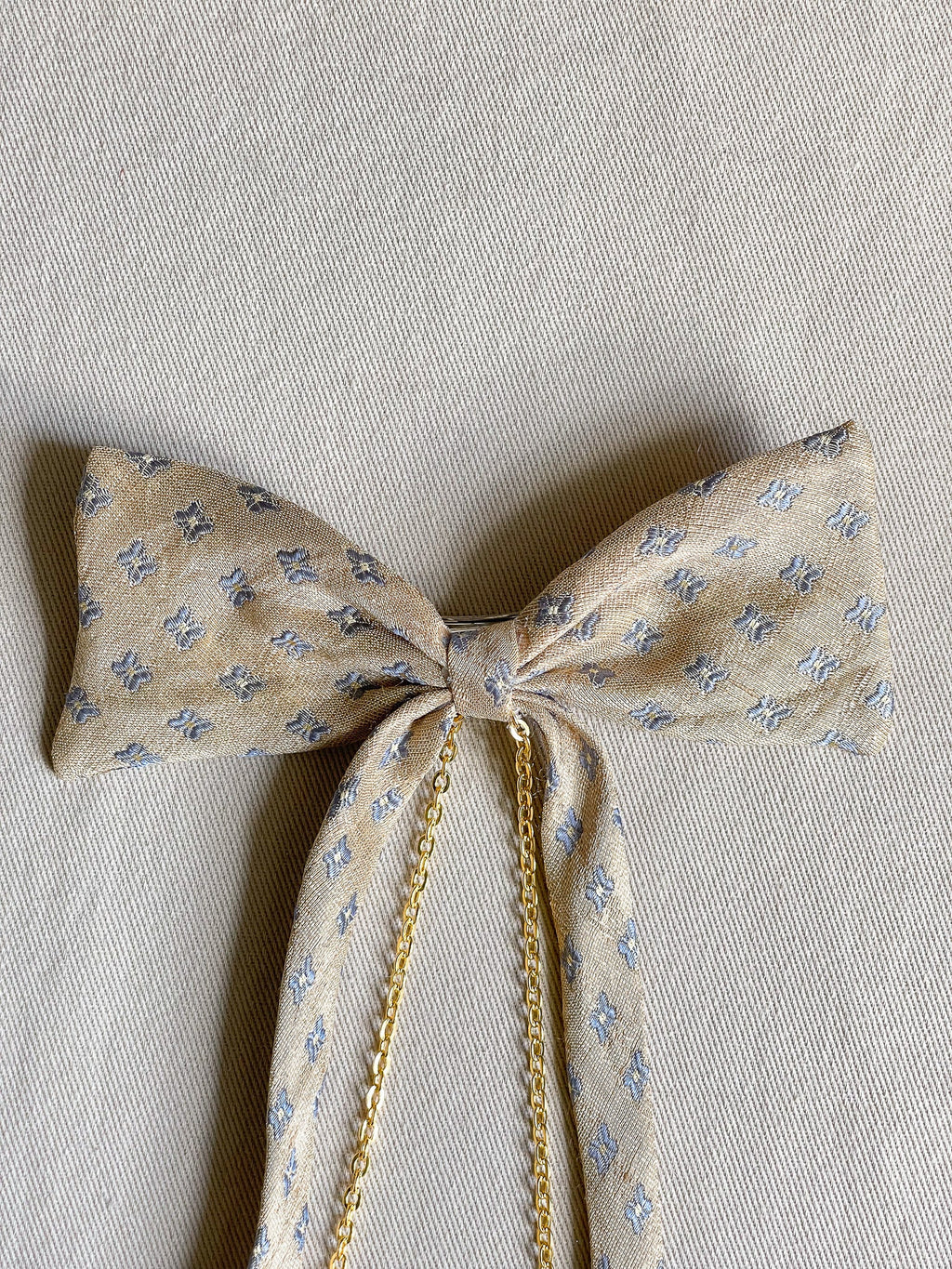 Barrette Nœud Upcyclé 'Bleuet paisible'