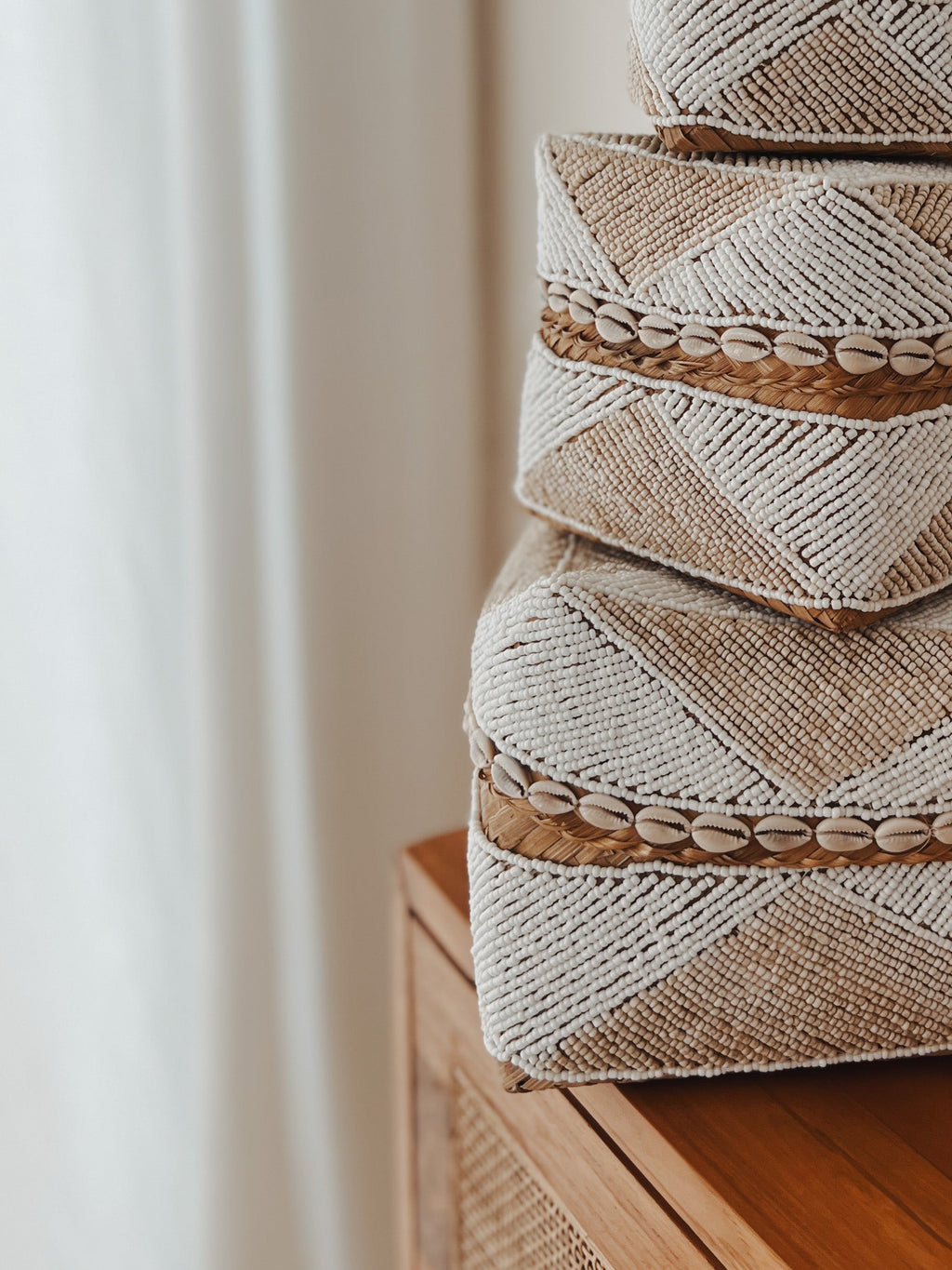 BEADED BEIGE OFFERING BOX