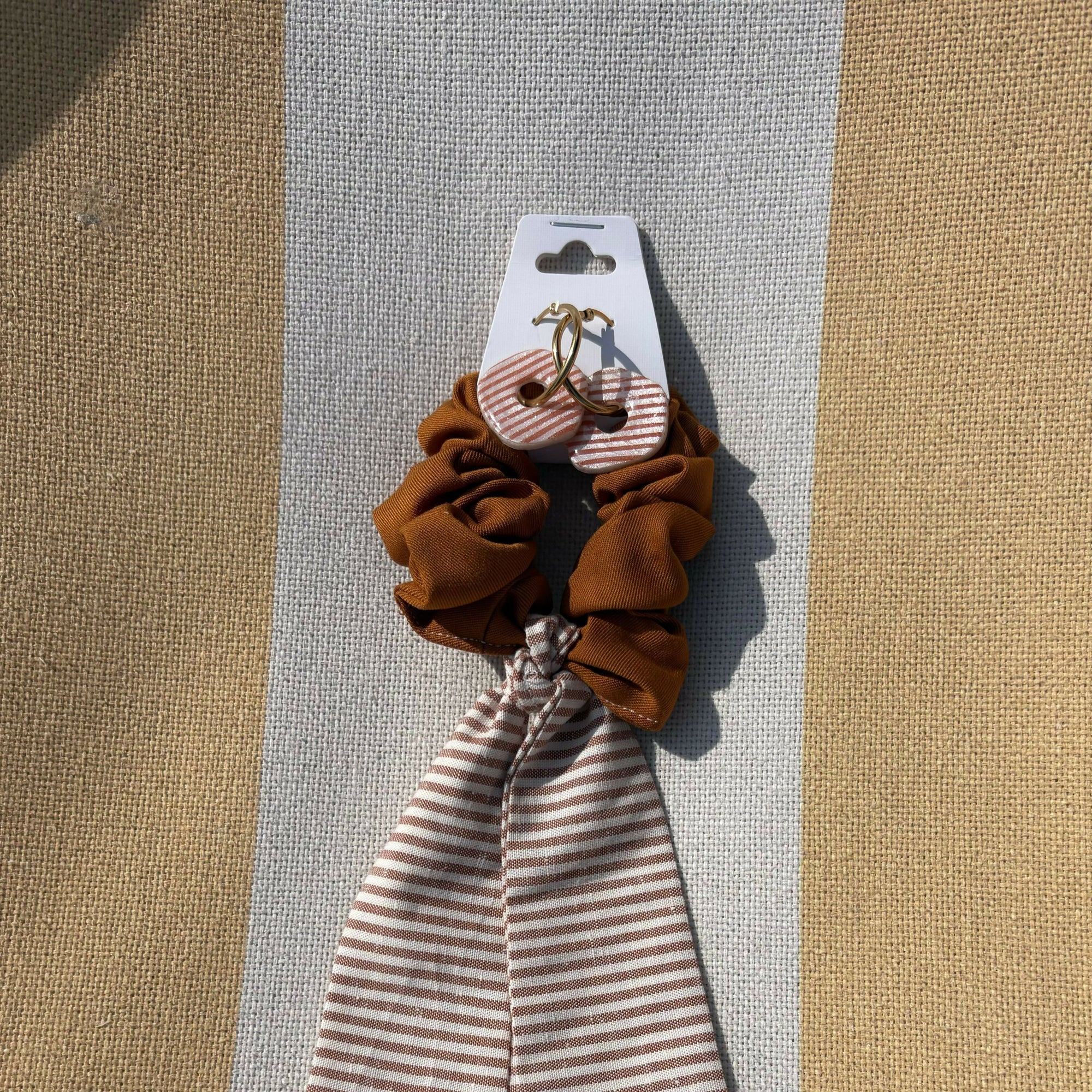 PAMPILLE MARRON