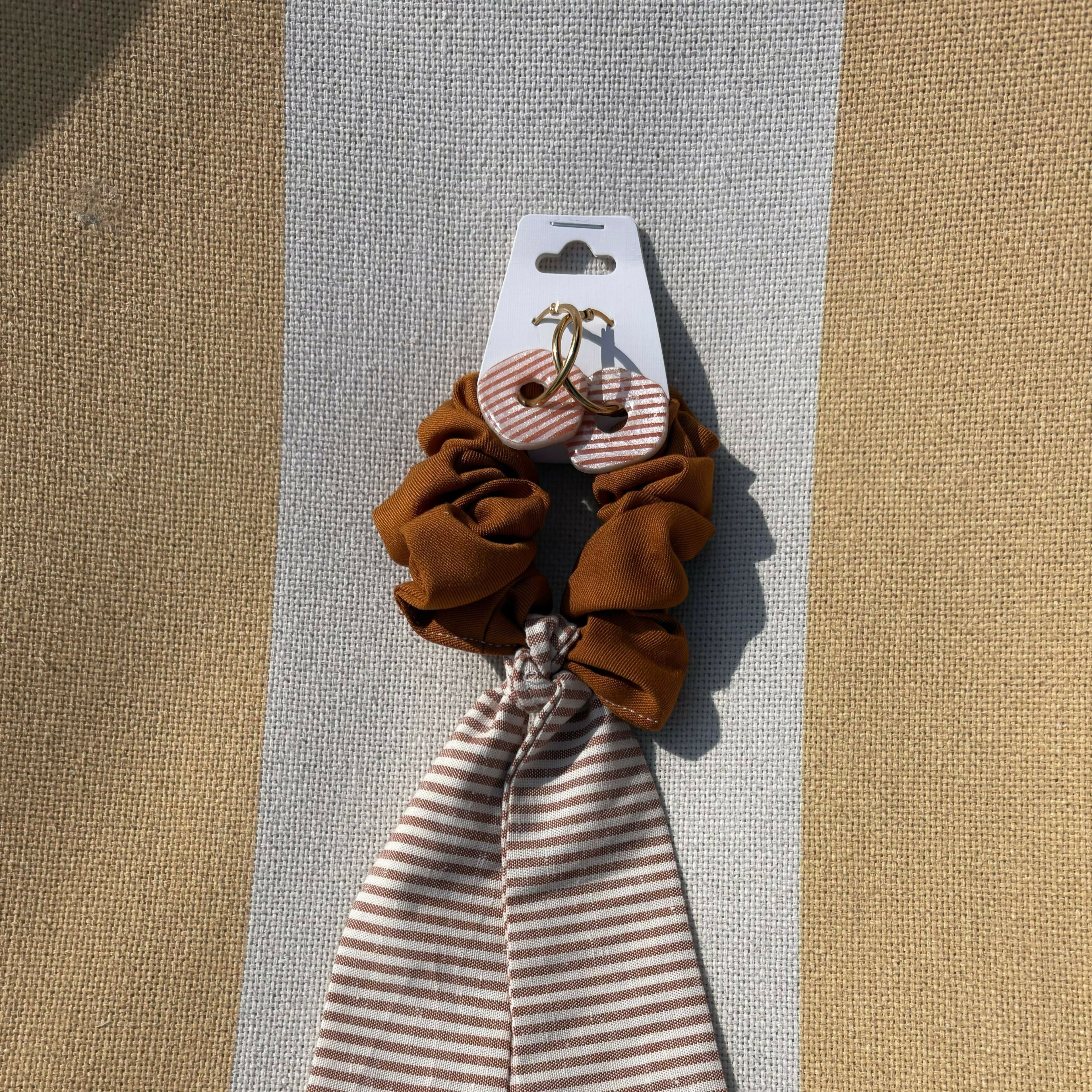 PAMPILLE MARRON