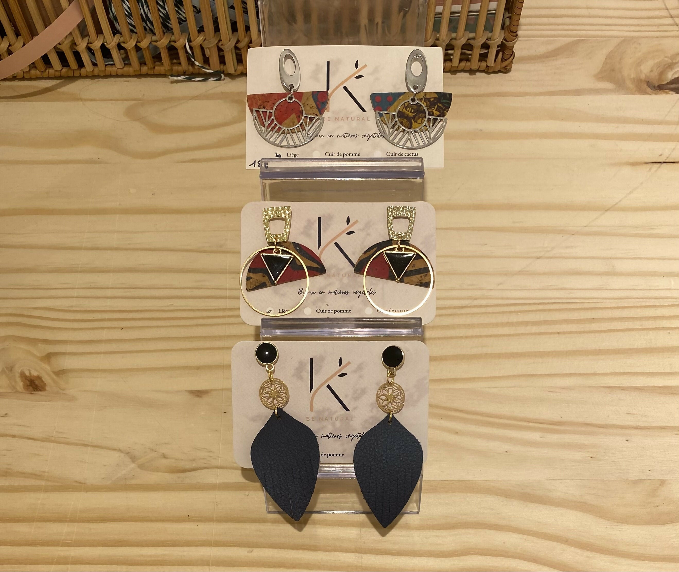 Vegan earrings €18.90