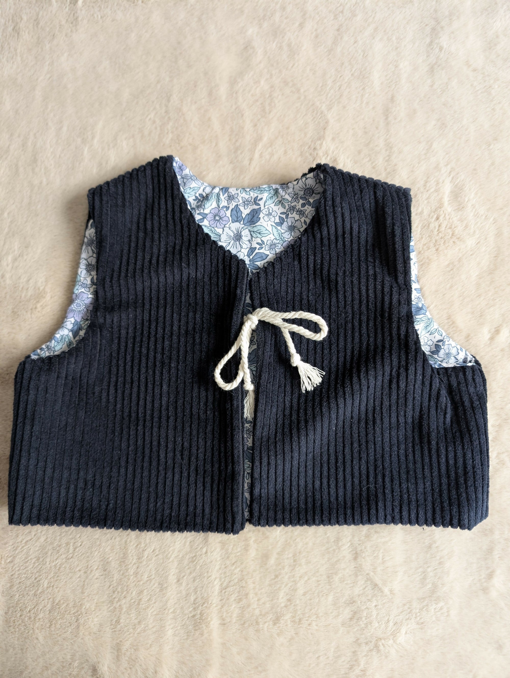 GILET DE BERGER Velour fleurs 9-12mois