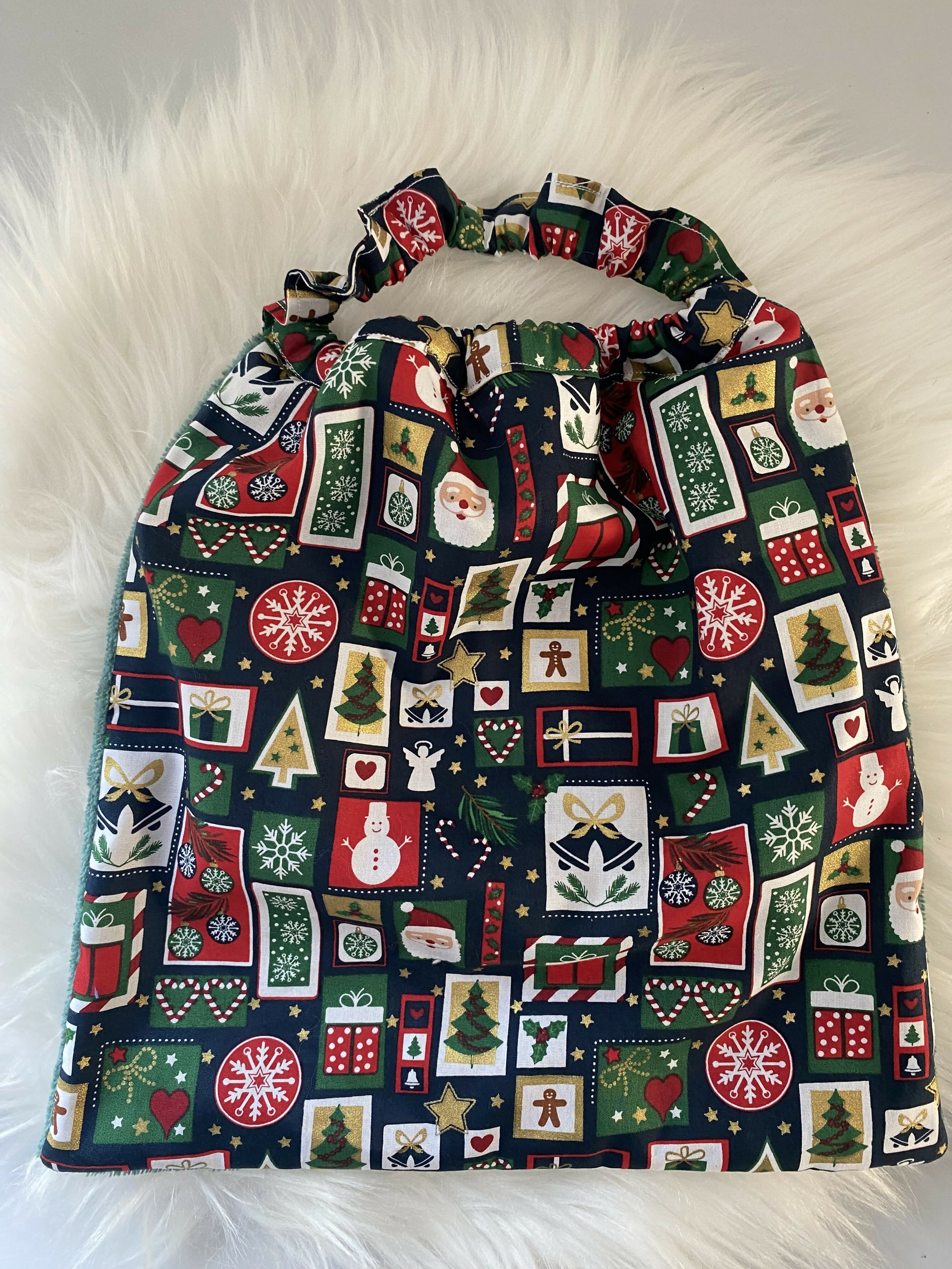 BAVOIR MATERNELLE NOEL BLEU