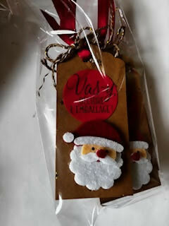 Etiquettes cadeaux Père Noël feutrine