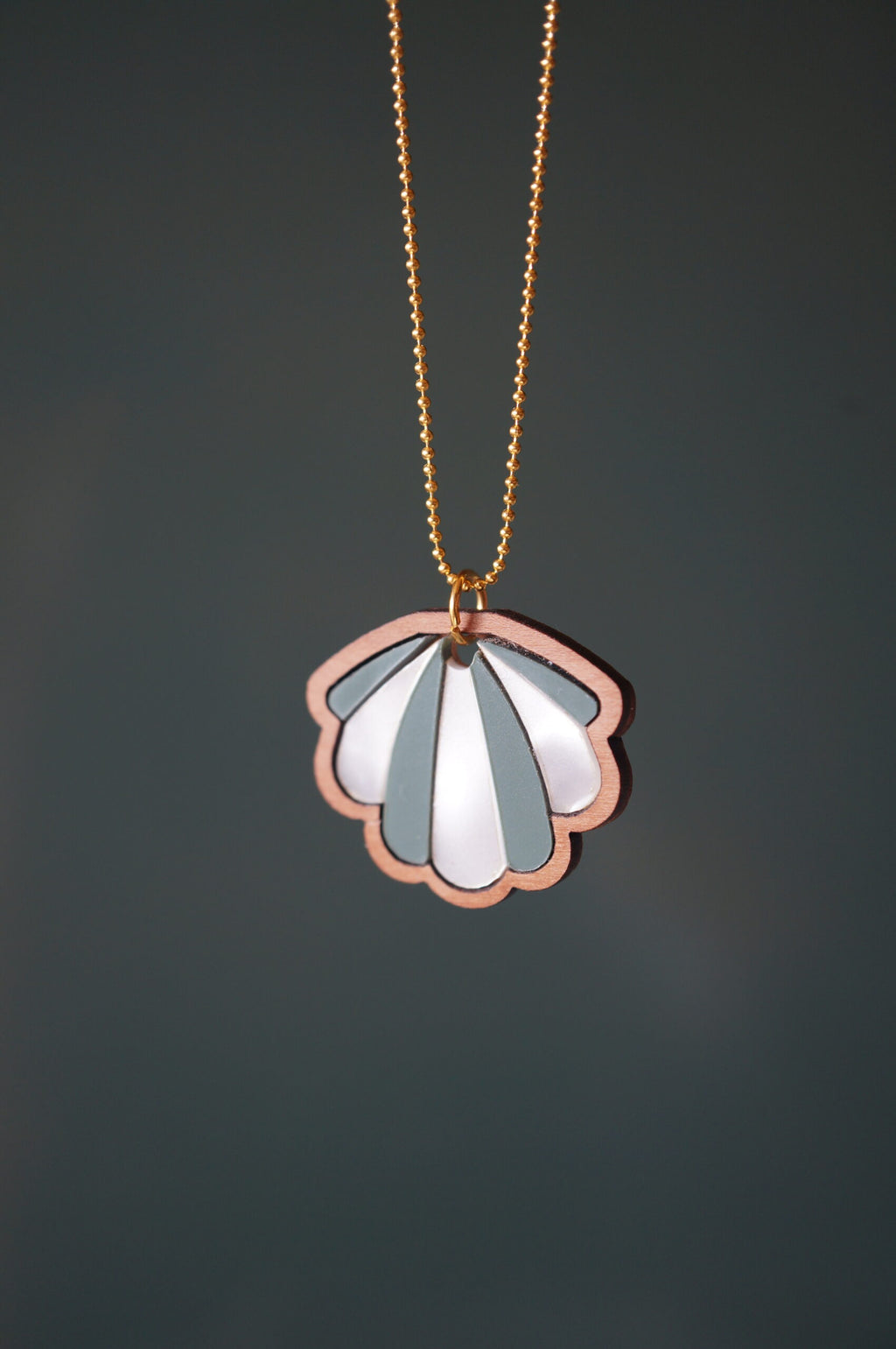 Collier coquillage vert et nacre - Gaya