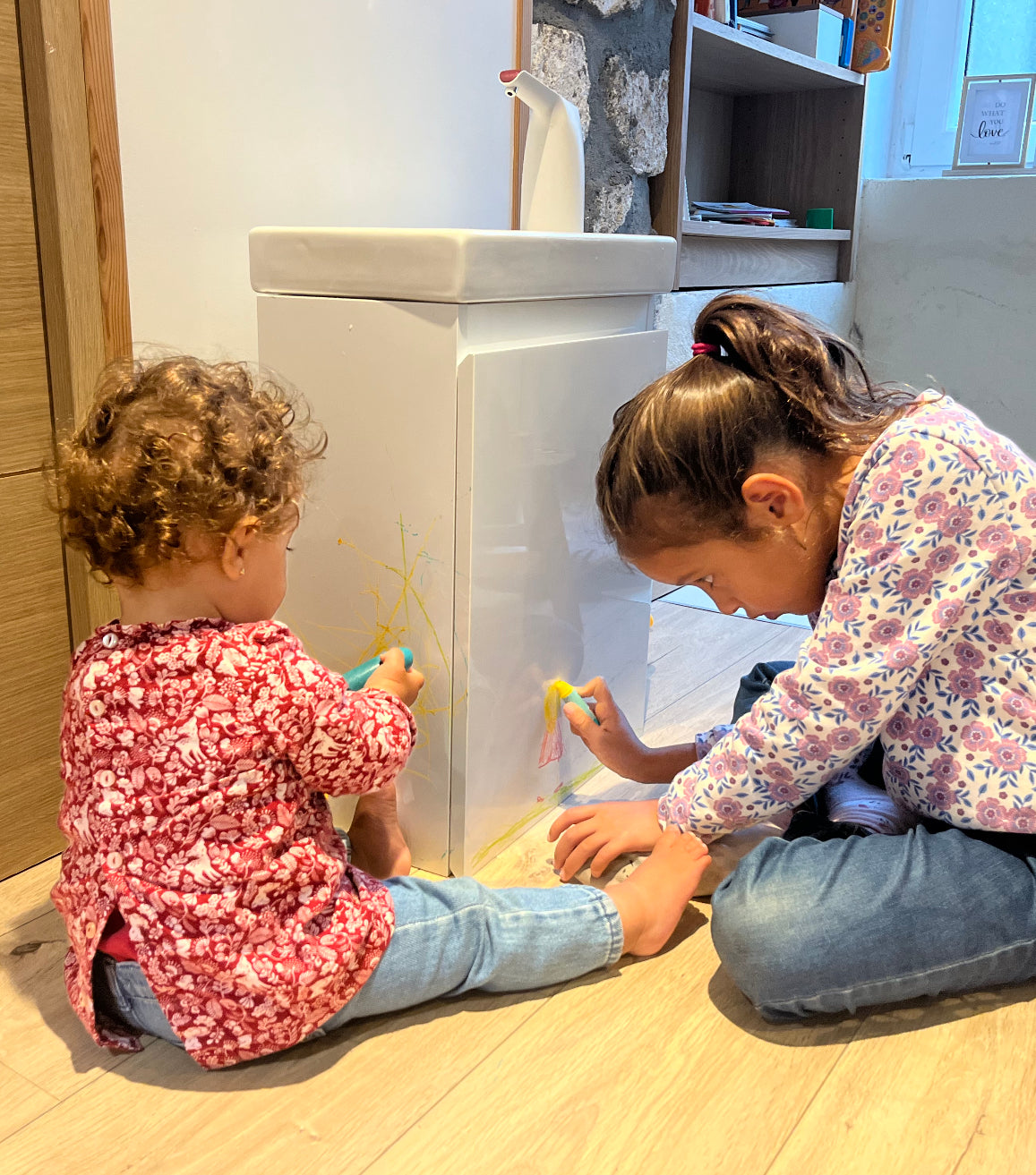 Lavabo Enfant Montessori évolutif 18 mois -  8 ans | Mobile, autonome en eau & sans travaux  - BLANC