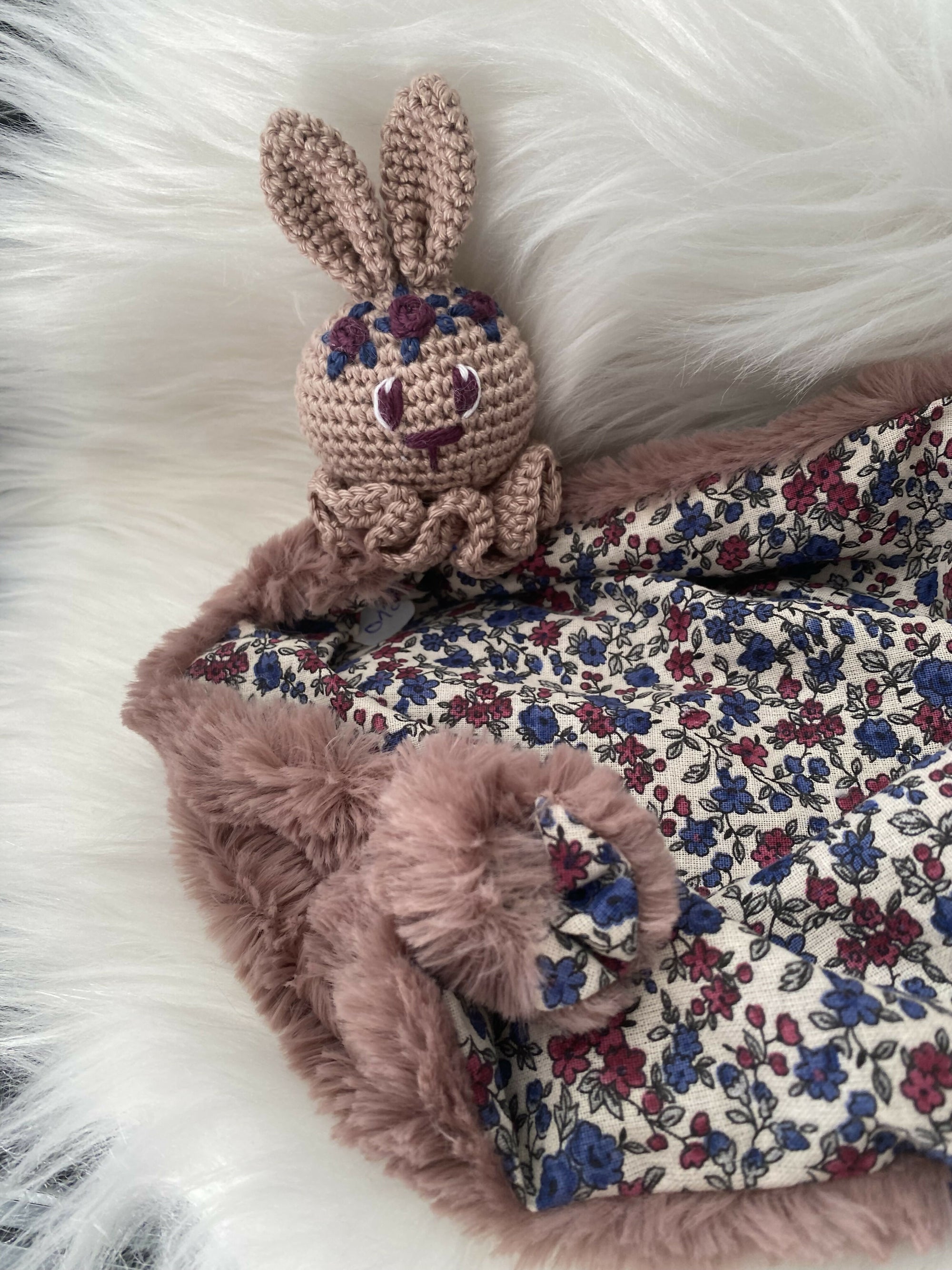 LAPIN L VIN FLEURI2